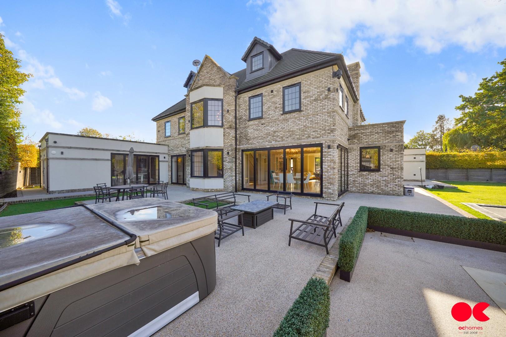 5 bed detached house for sale in Freeman Way, Emerson Park, Hornchurch  - Property Image 28