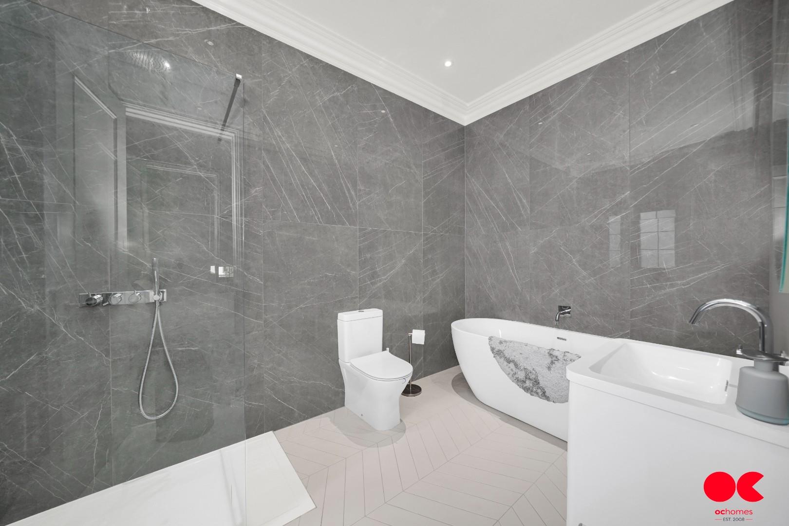 5 bed detached house for sale in Freeman Way, Emerson Park, Hornchurch  - Property Image 19