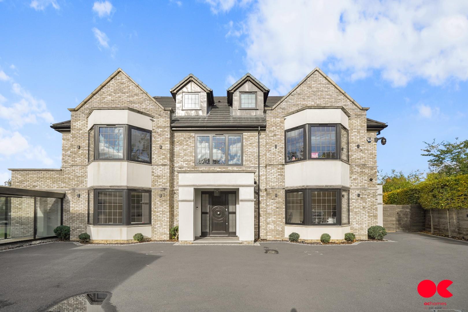 5 bed detached house for sale in Freeman Way, Emerson Park, Hornchurch - Property Image 1