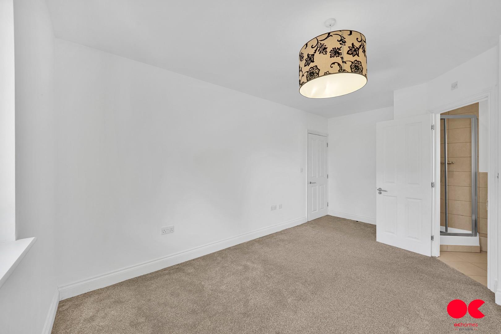 2 bed flat for sale in Stafford Avenue, Hornchurch  - Property Image 19