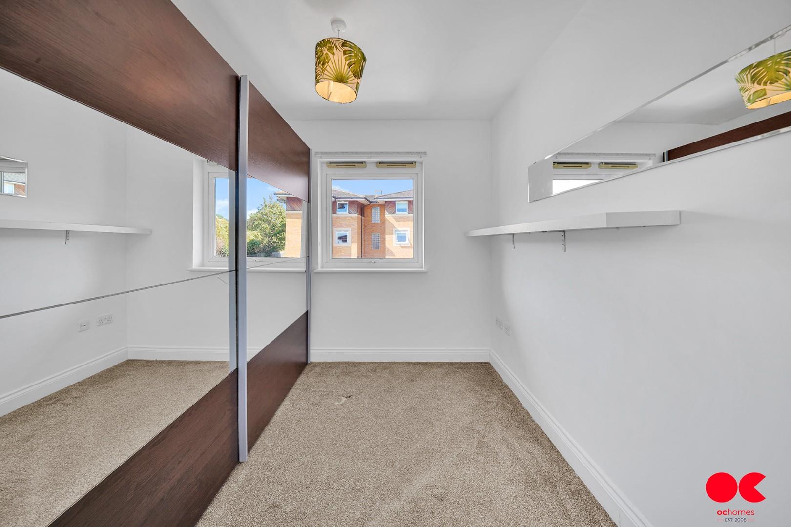 2 bed flat for sale in Stafford Avenue, Hornchurch  - Property Image 13