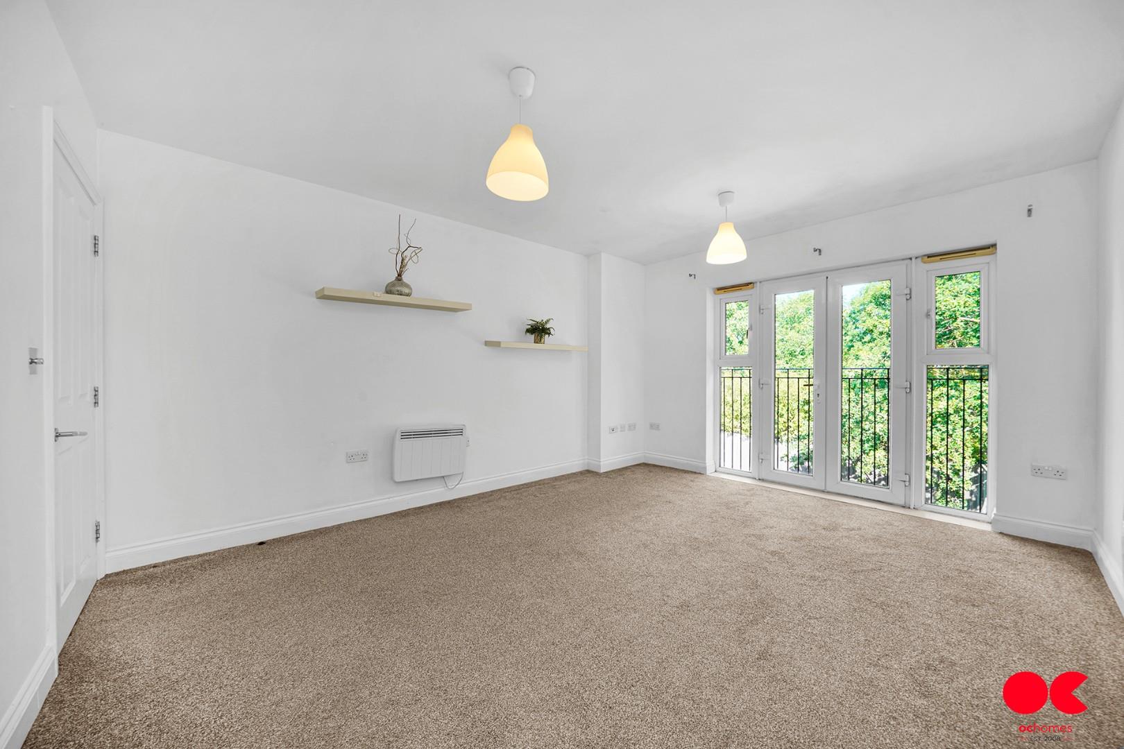2 bed flat for sale in Stafford Avenue, Hornchurch  - Property Image 9