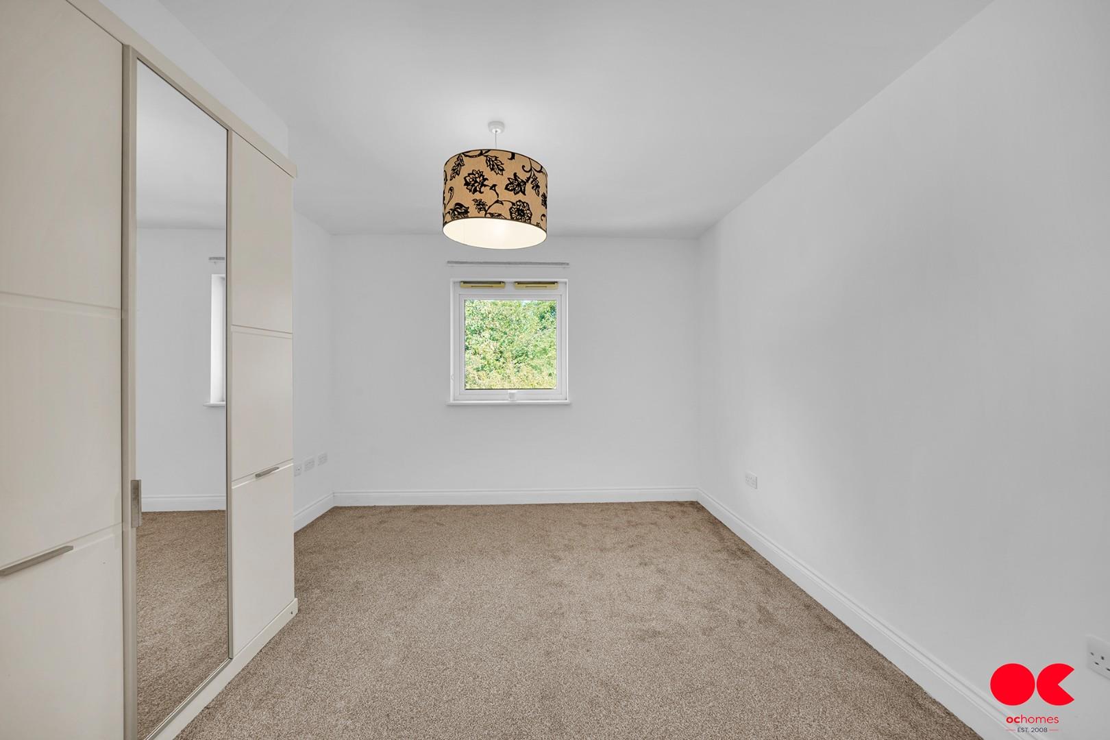 2 bed flat for sale in Stafford Avenue, Hornchurch  - Property Image 12