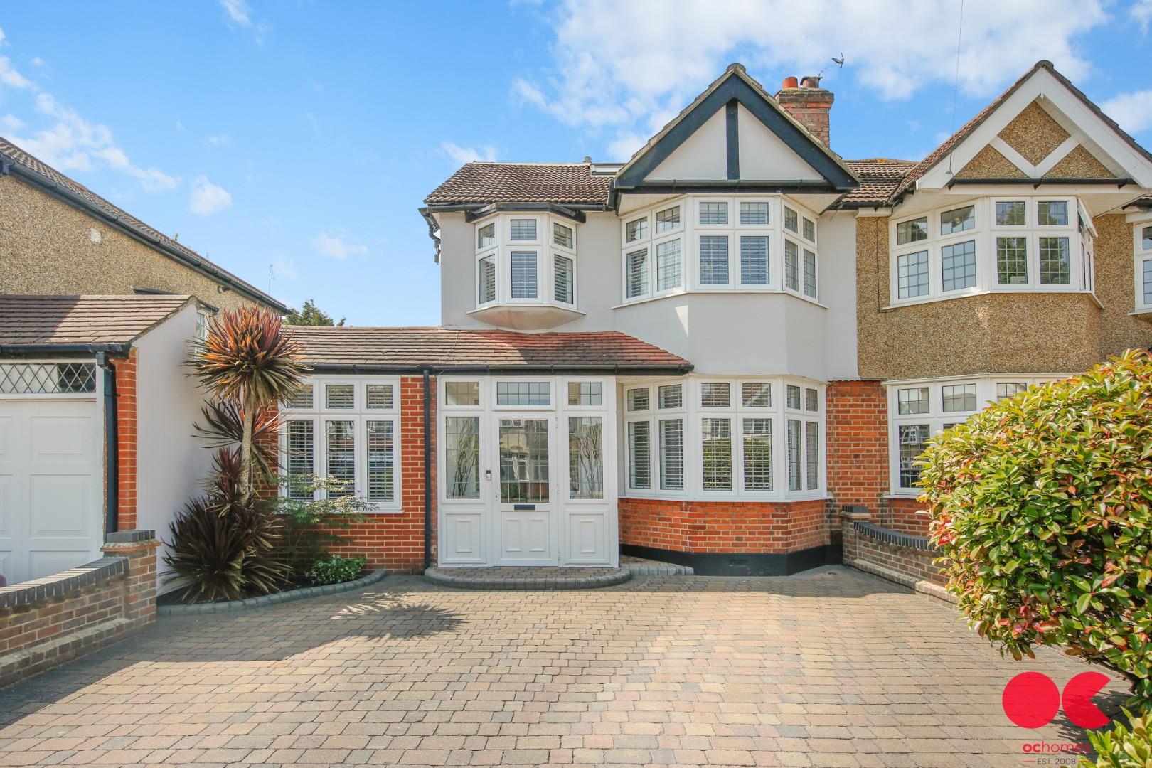 4 bed semi-detached house for sale in Woodlands Road, Romford  - Property Image 49