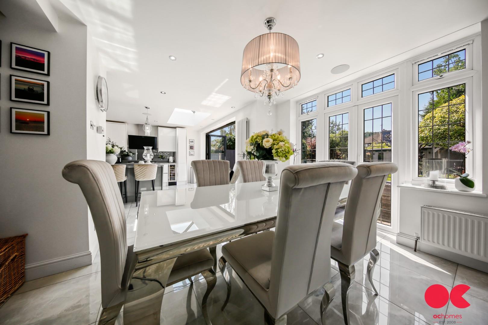 4 bed semi-detached house for sale in Woodlands Road, Romford  - Property Image 30