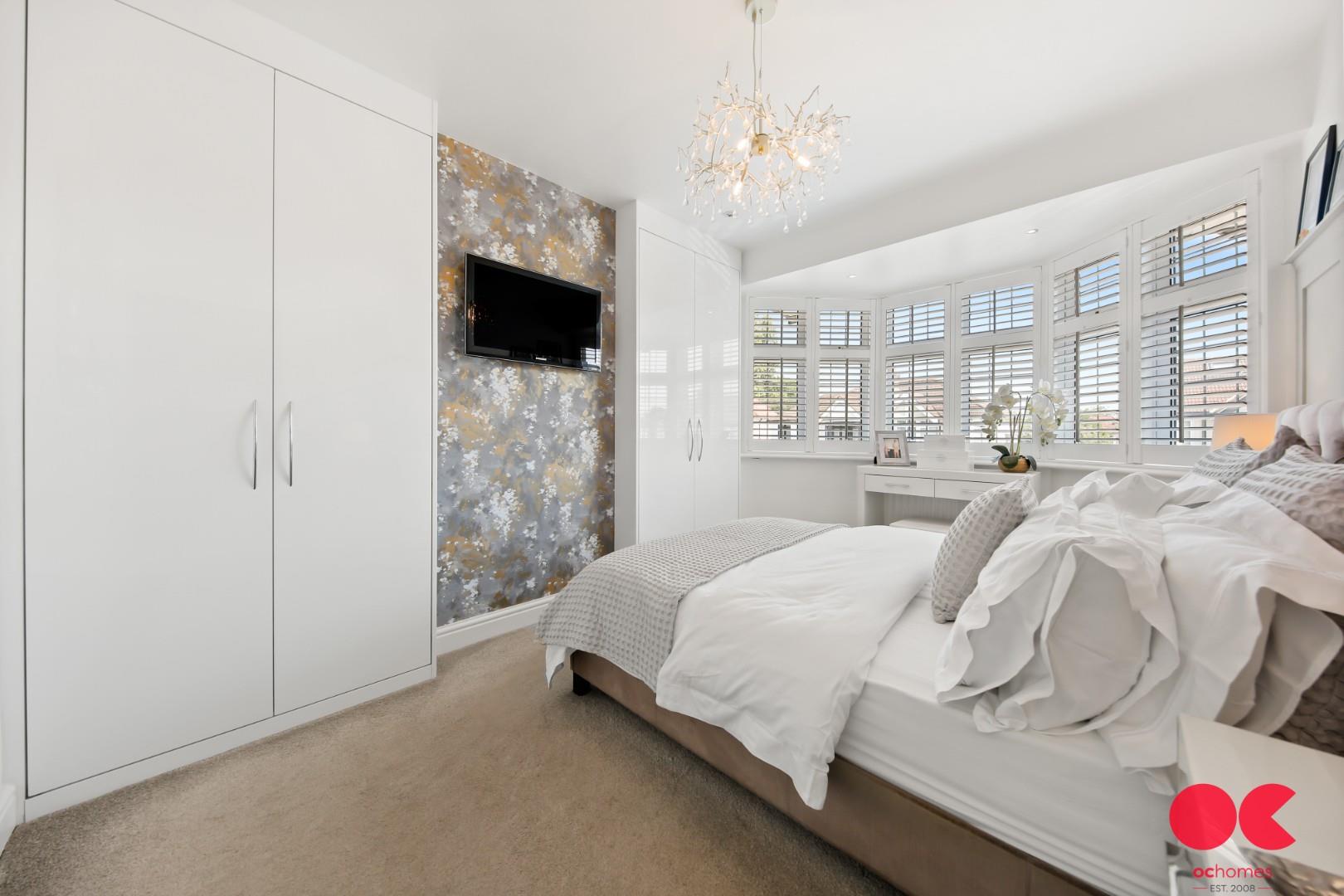 4 bed semi-detached house for sale in Woodlands Road, Romford  - Property Image 14