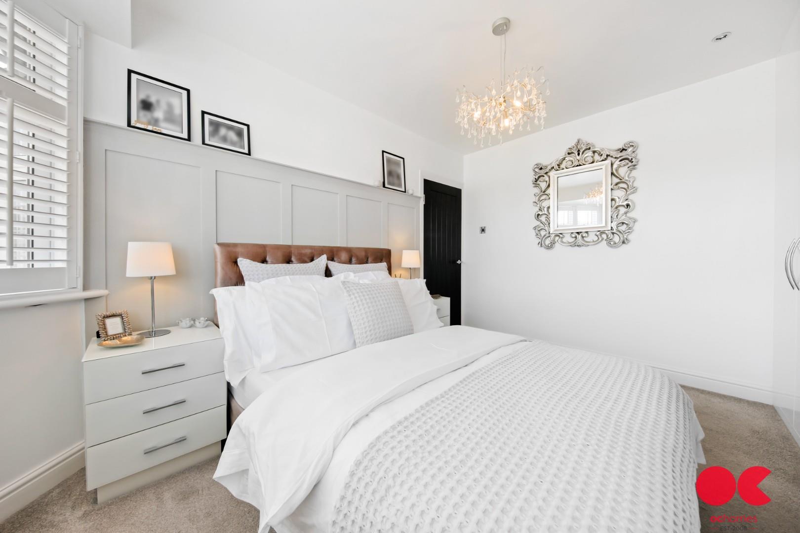 4 bed semi-detached house for sale in Woodlands Road, Romford  - Property Image 16