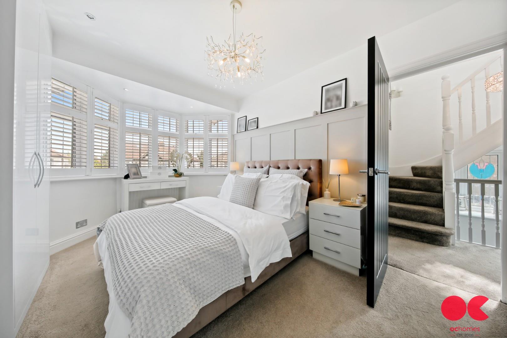 4 bed semi-detached house for sale in Woodlands Road, Romford  - Property Image 13