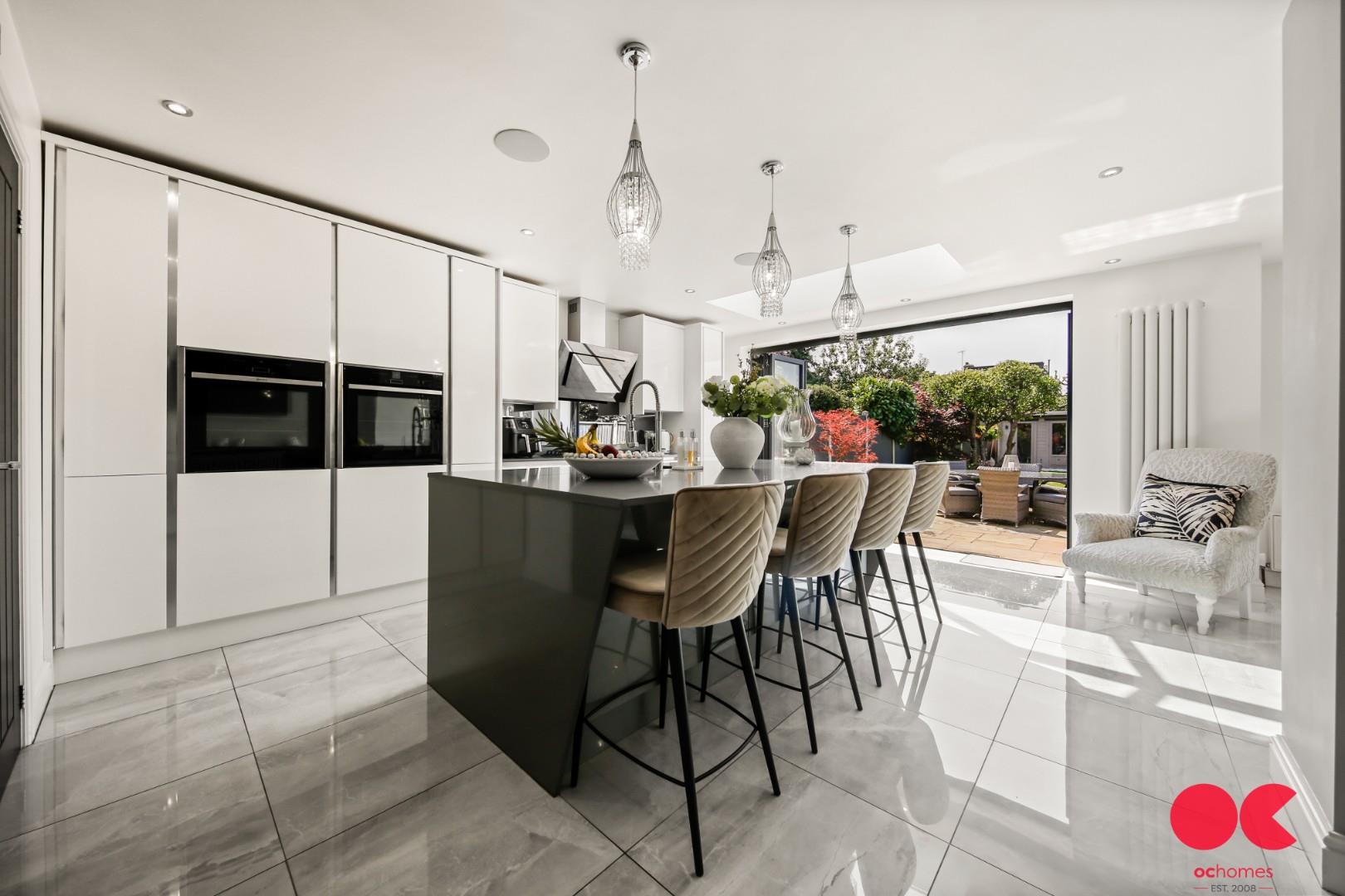 4 bed semi-detached house for sale in Woodlands Road, Romford - Property Image 1