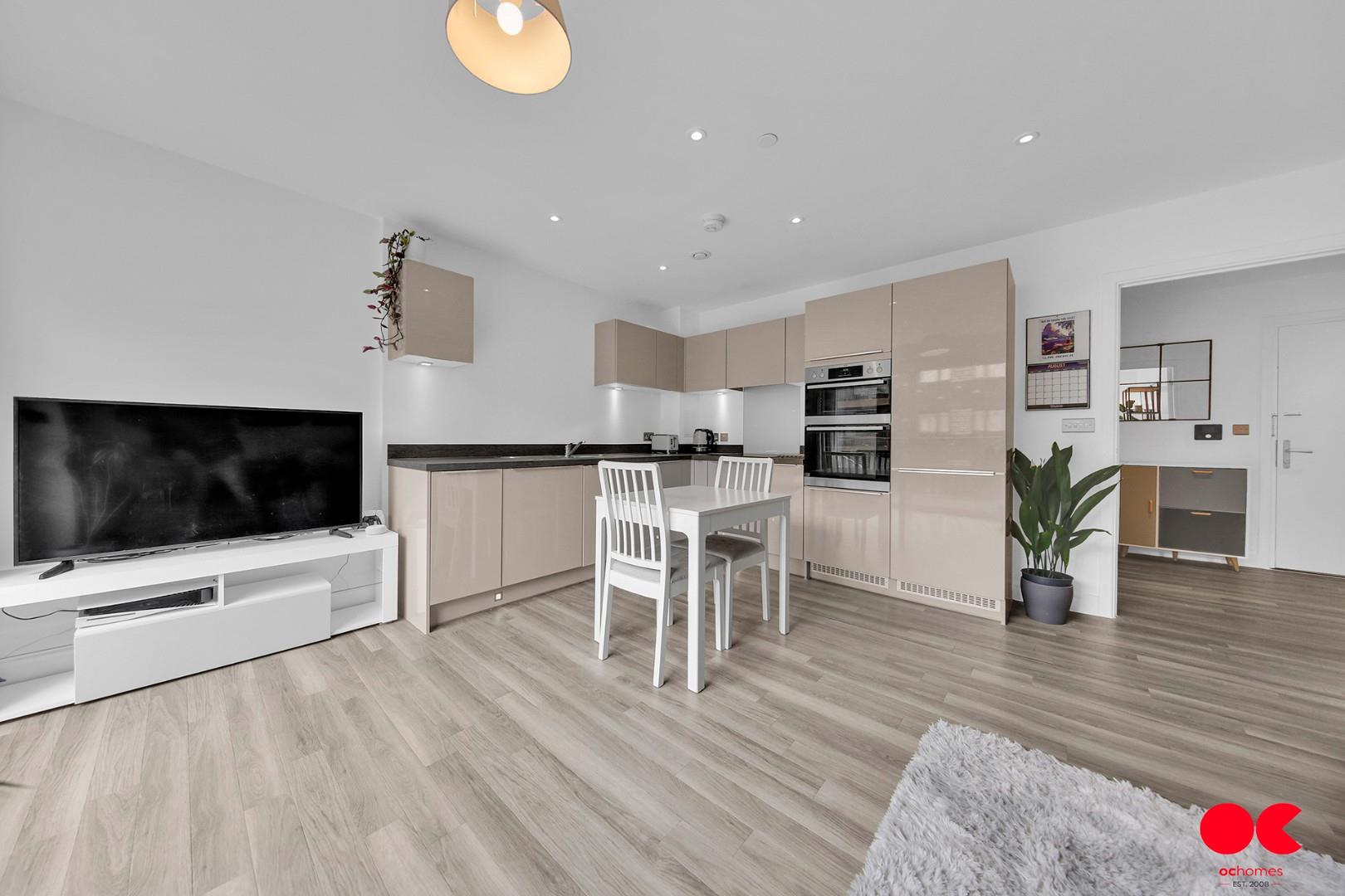 1 bed flat for sale in Hoffmans Road, Walthamstow  - Property Image 6