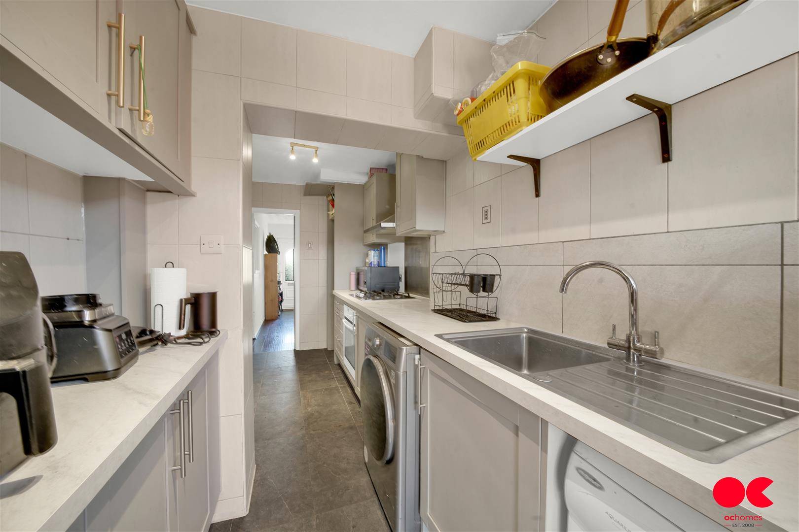 3 bed terraced house for sale in Ardleigh Green Road, Hornchurch  - Property Image 14