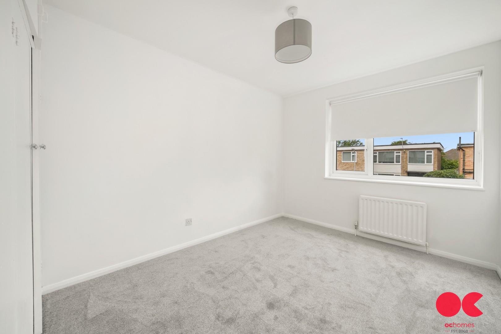 2 bed flat to rent in Ferguson Court, Gidea Park  - Property Image 12