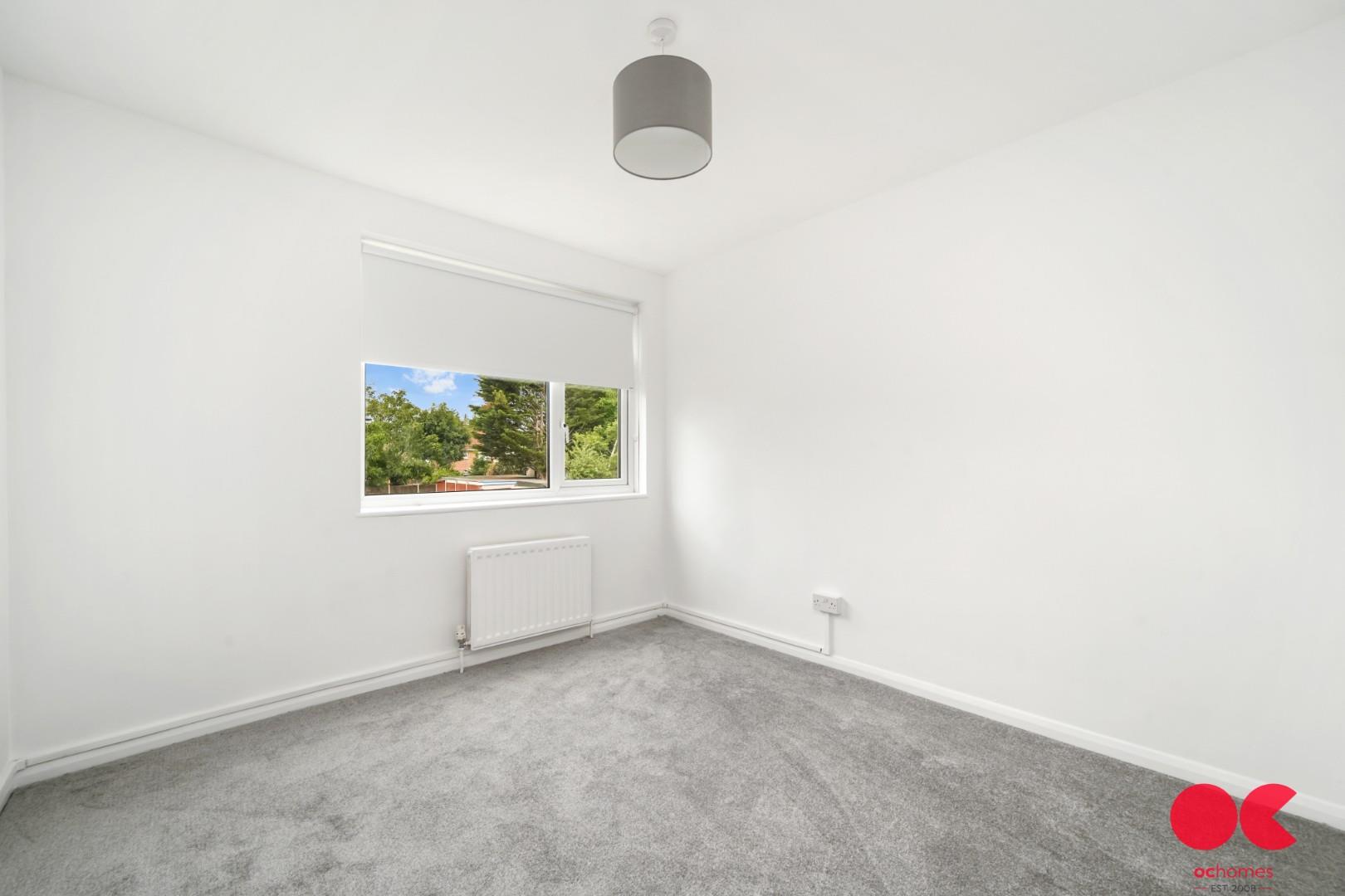 2 bed flat to rent in Ferguson Court, Gidea Park  - Property Image 4