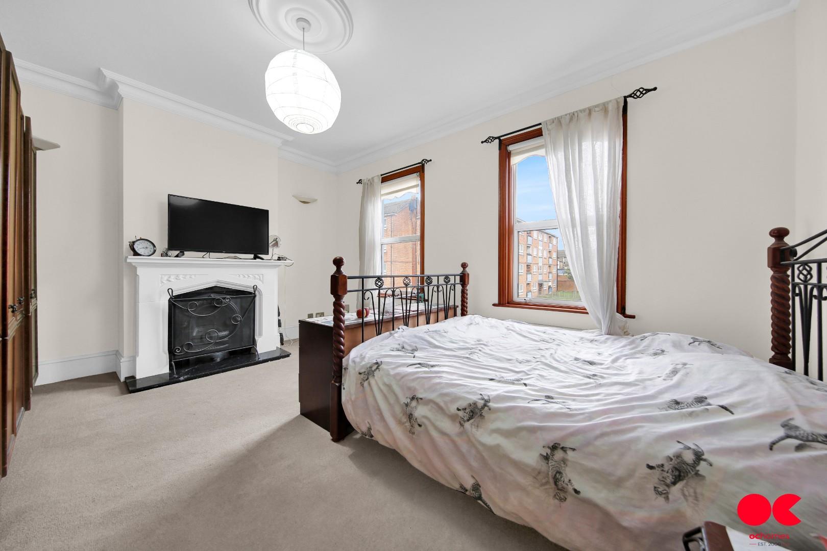 3 bed end of terrace house for sale in Manor Park Road, Manor Park  - Property Image 3