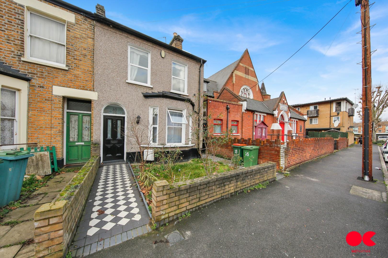 3 bed end of terrace house for sale in Manor Park Road, Manor Park  - Property Image 1