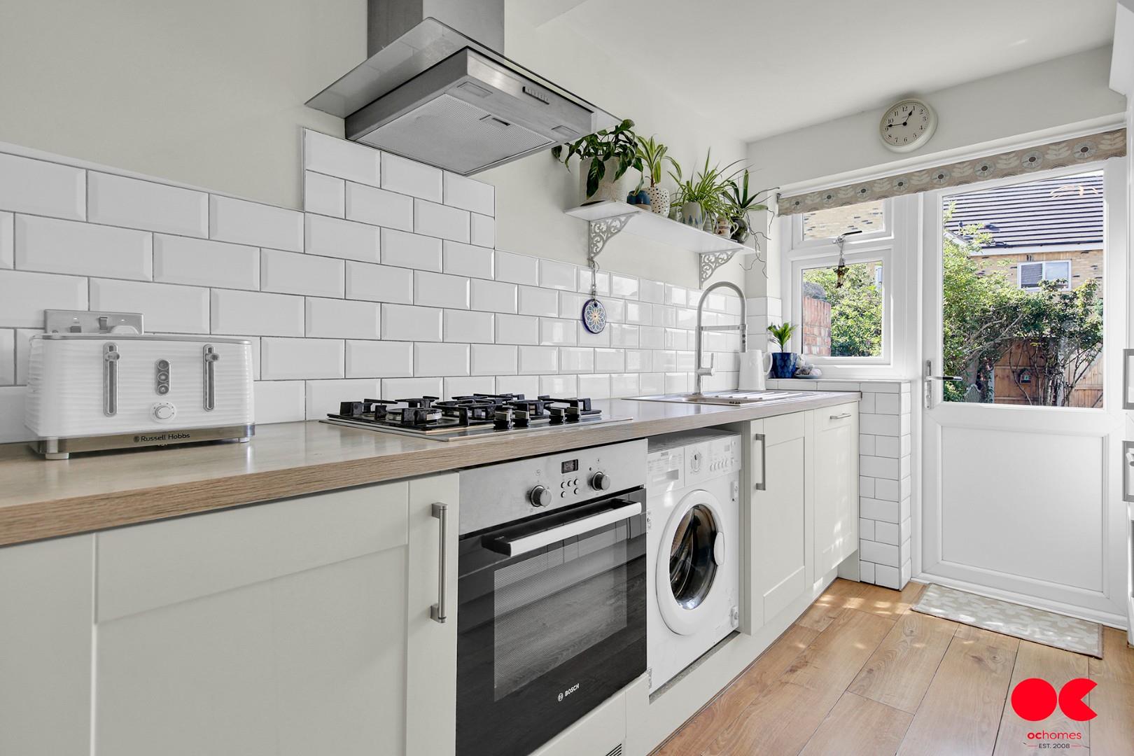 4 bed terraced house for sale in South Hall Drive, Rainham  - Property Image 18