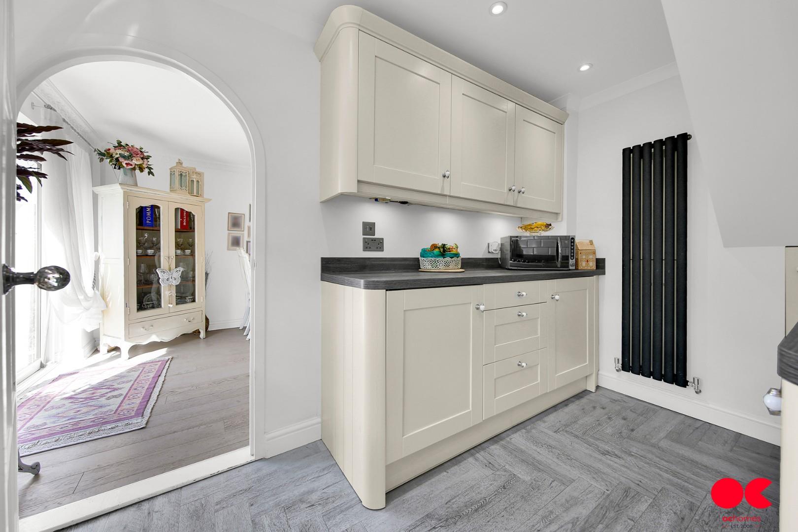 3 bed end of terrace house for sale in South Hall Drive, Rainham  - Property Image 22