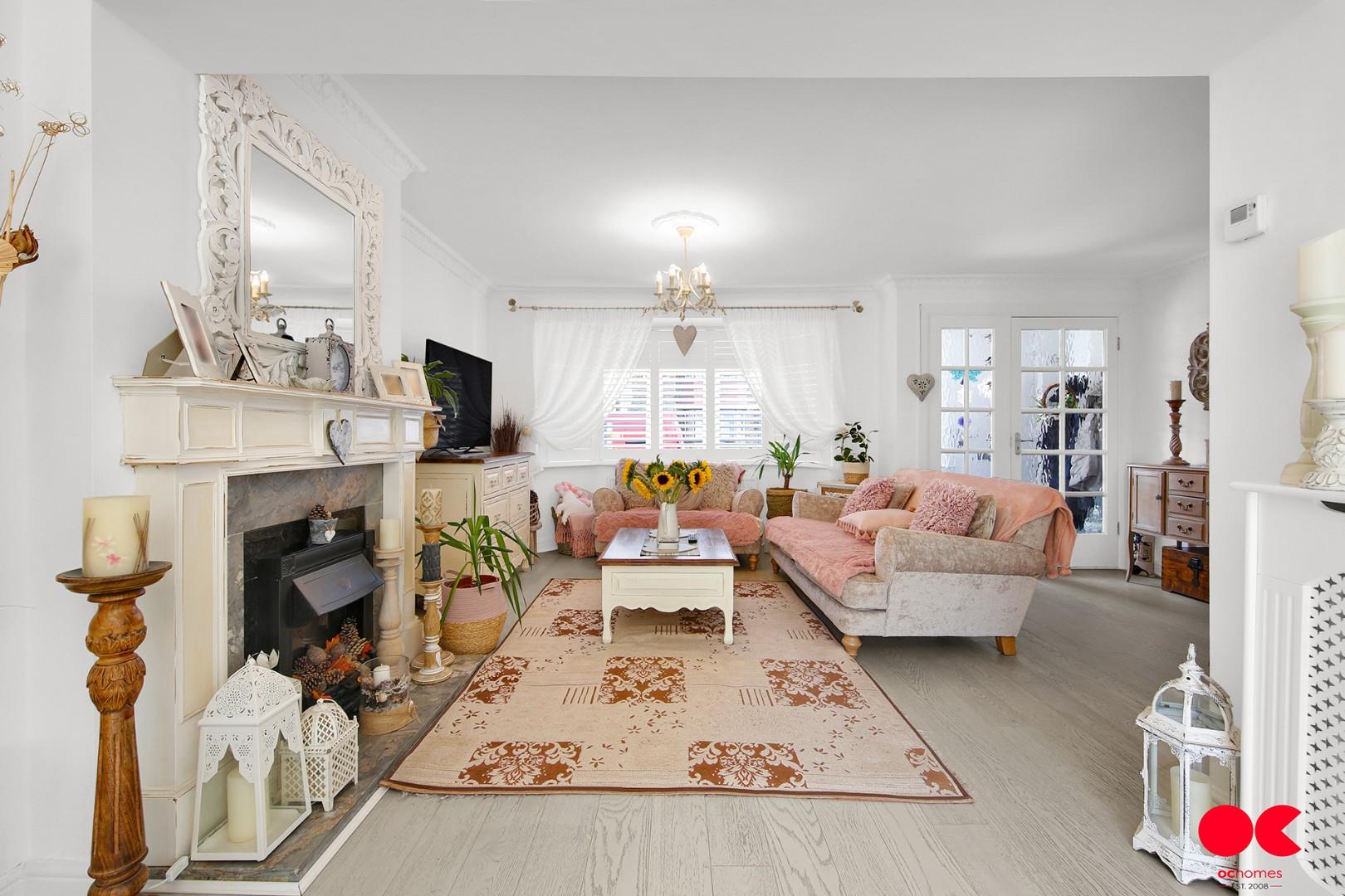 3 bed end of terrace house for sale in South Hall Drive, Rainham  - Property Image 15