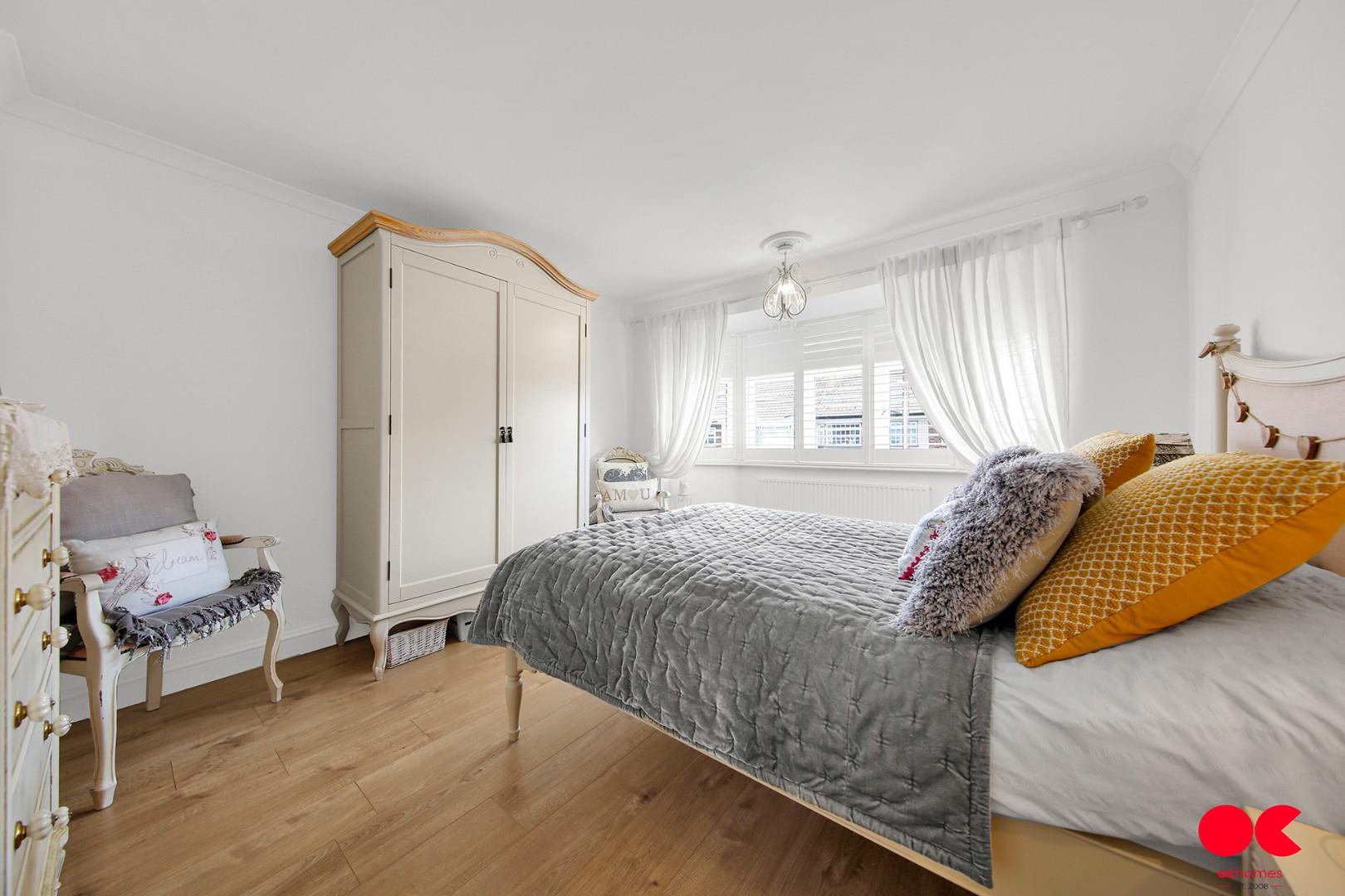 3 bed end of terrace house for sale in South Hall Drive, Rainham  - Property Image 26