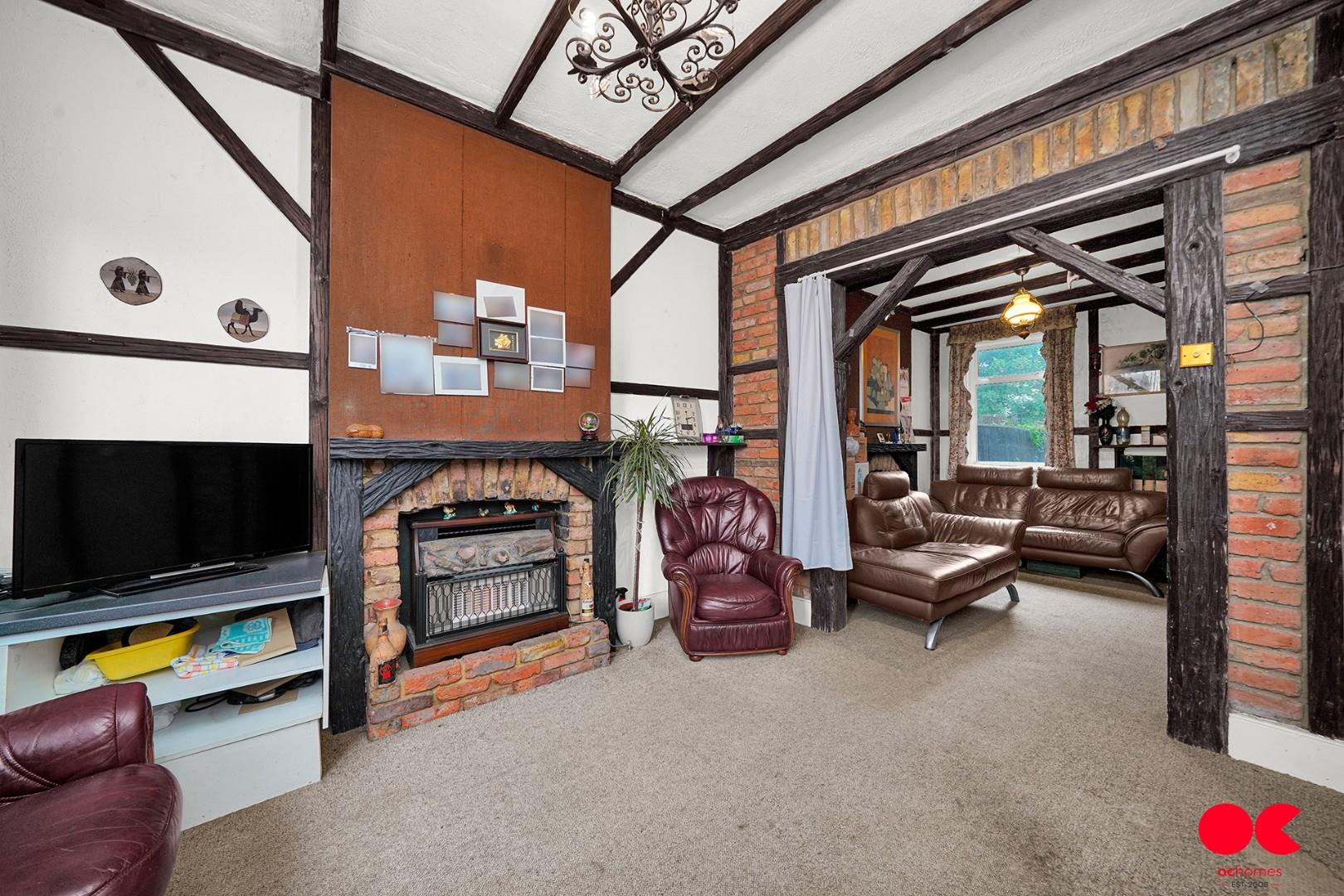 3 bed terraced house for sale in Nutfield Road, Leyton  - Property Image 2