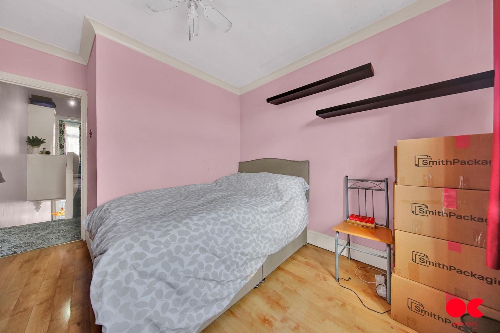 3 bed terraced house for sale in Streatfeild Avenue, East Ham  - Property Image 29
