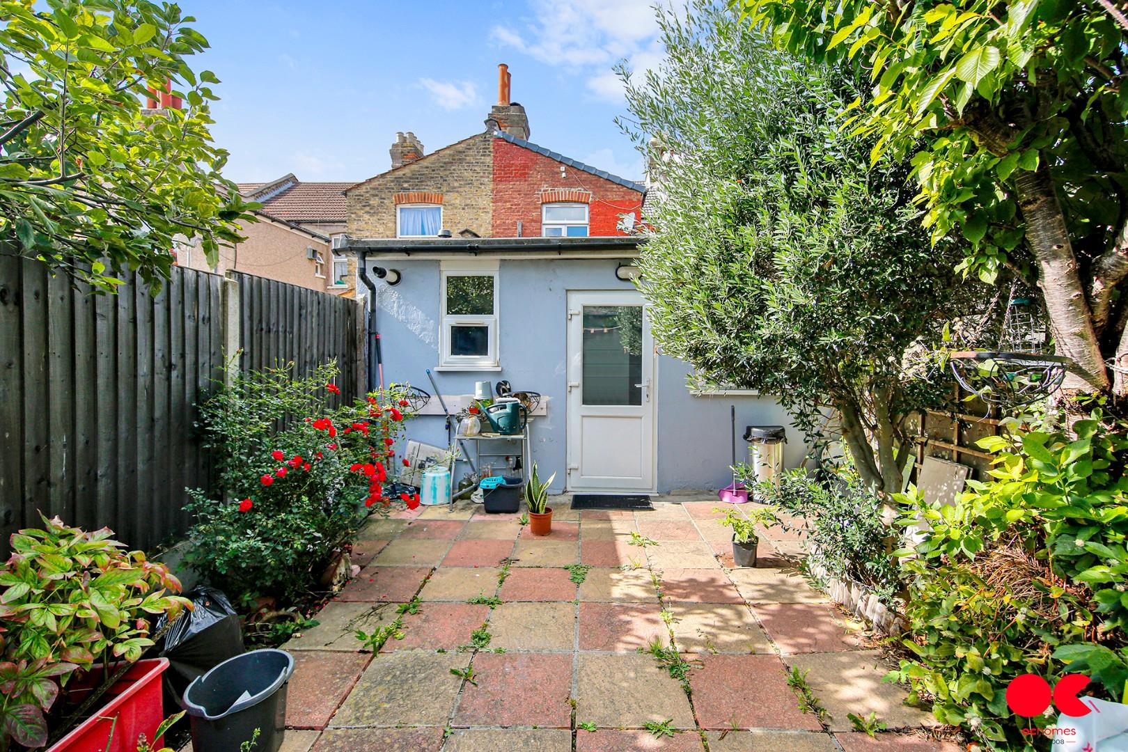 3 bed terraced house for sale in Streatfeild Avenue, East Ham  - Property Image 30