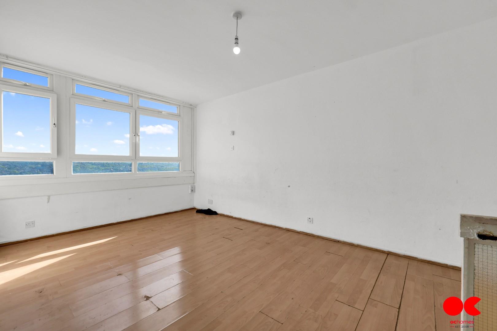 2 bed flat for sale in Stewart Street, Canary Wharf  - Property Image 9