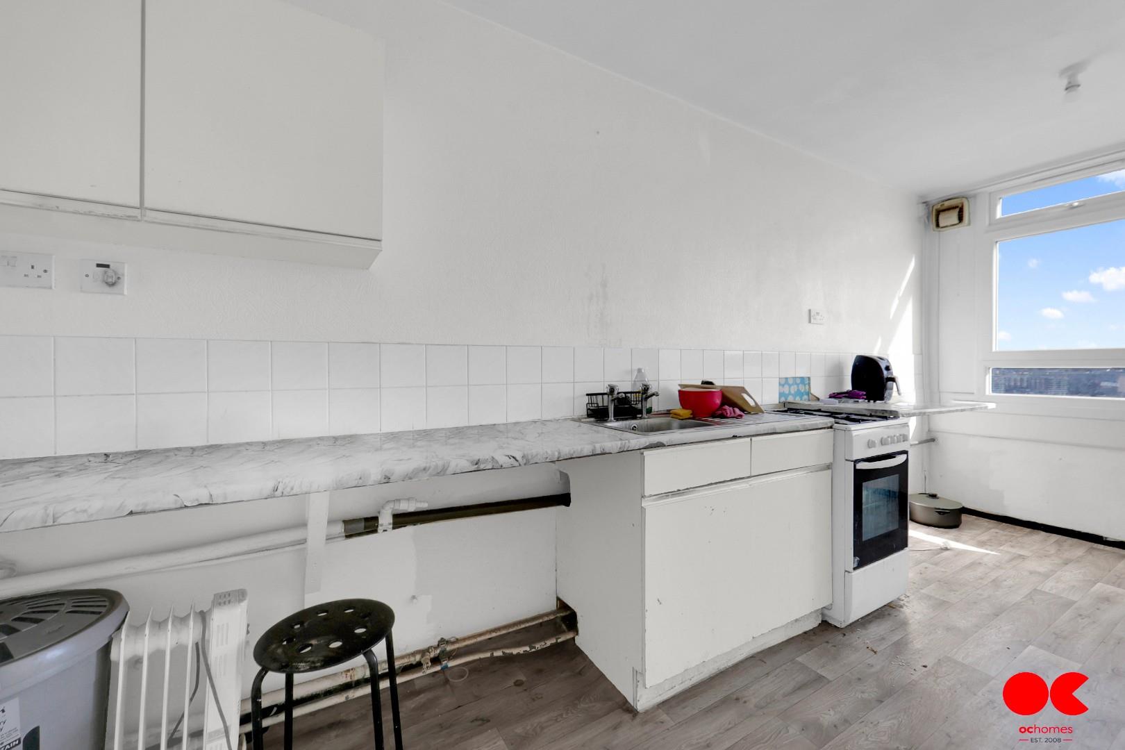2 bed flat for sale in Stewart Street, Canary Wharf  - Property Image 11