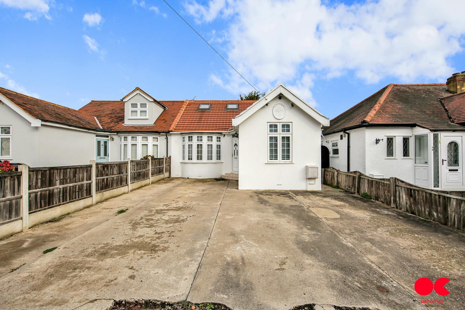 5 bed semi-detached bungalow for sale in Belmont Road, Hornchurch  - Property Image 33