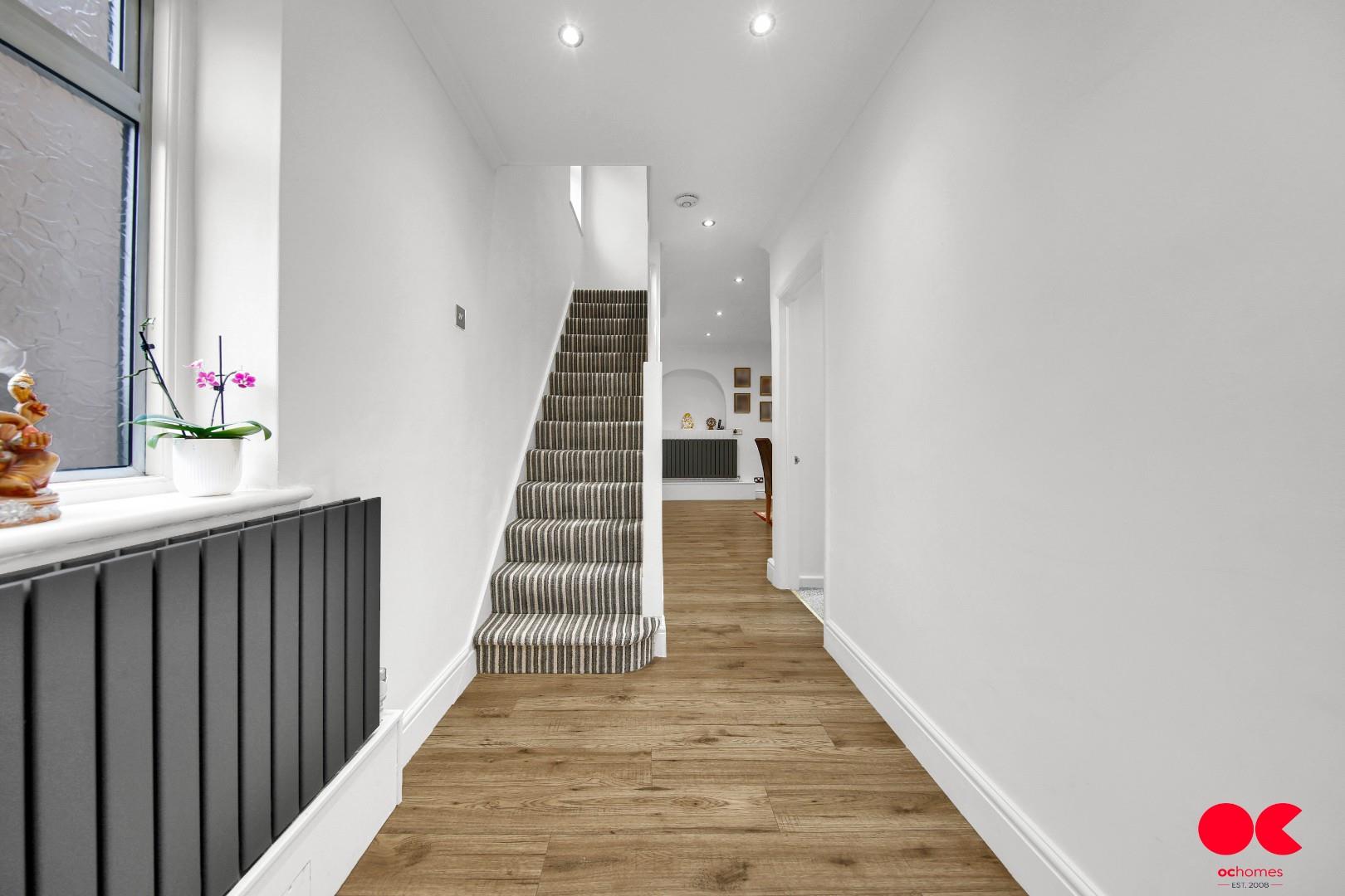 3 bed semi-detached house for sale in Clitheroe Road, Romford  - Property Image 11