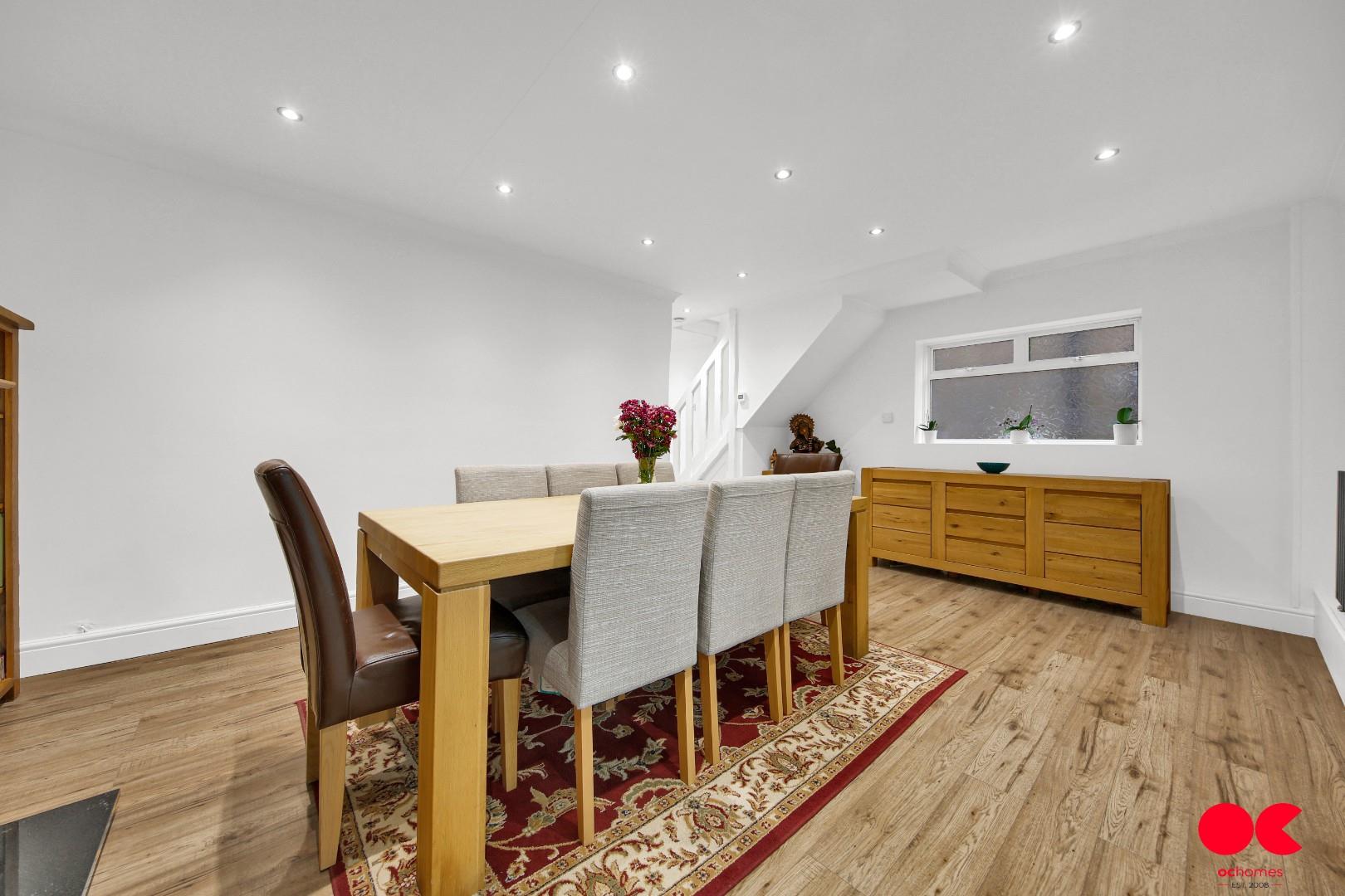 3 bed semi-detached house for sale in Clitheroe Road, Romford  - Property Image 17