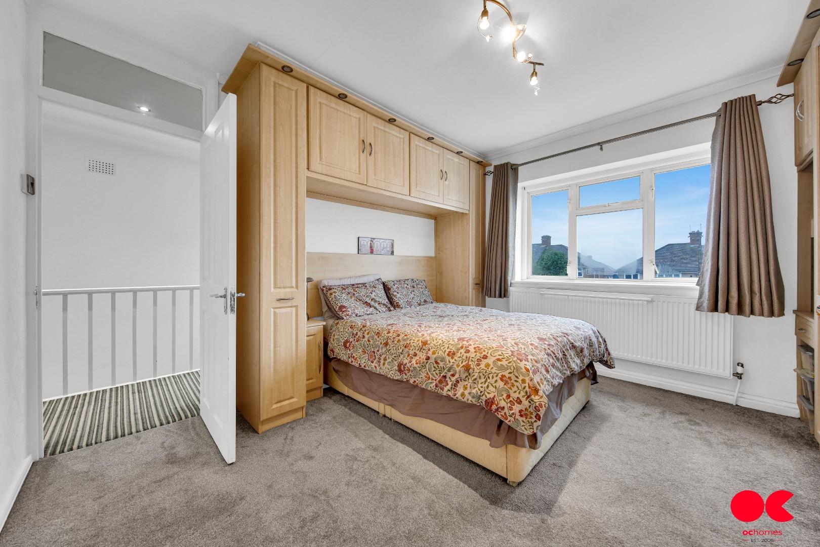 3 bed semi-detached house for sale in Clitheroe Road, Romford  - Property Image 25