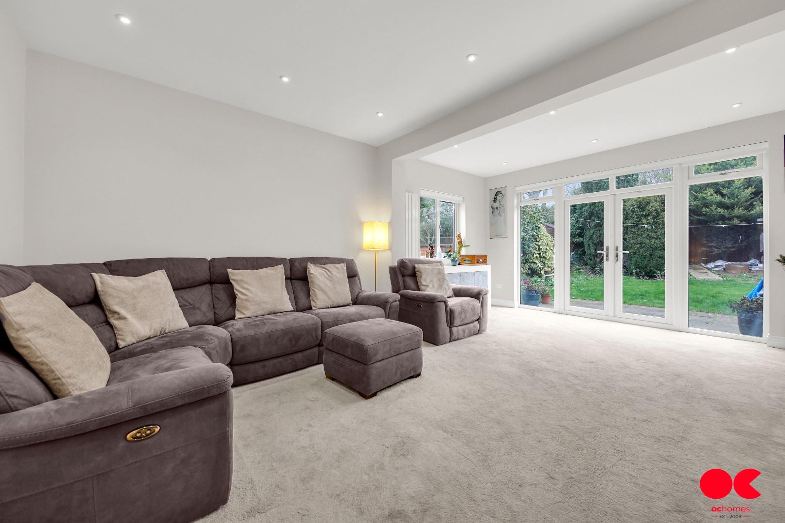 2 bed detached bungalow for sale in Epsom Road, Seven KIngs