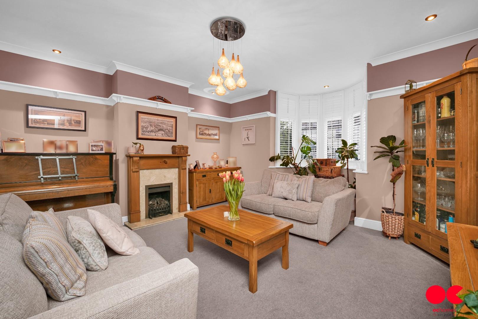 4 bed semi-detached house for sale in Ardleigh Green Road, Hornchurch  - Property Image 2