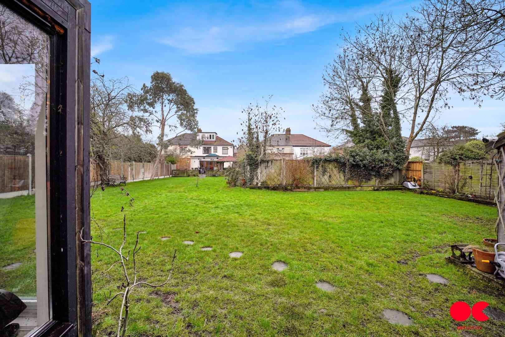 4 bed semi-detached house for sale in Ardleigh Green Road, Hornchurch  - Property Image 58