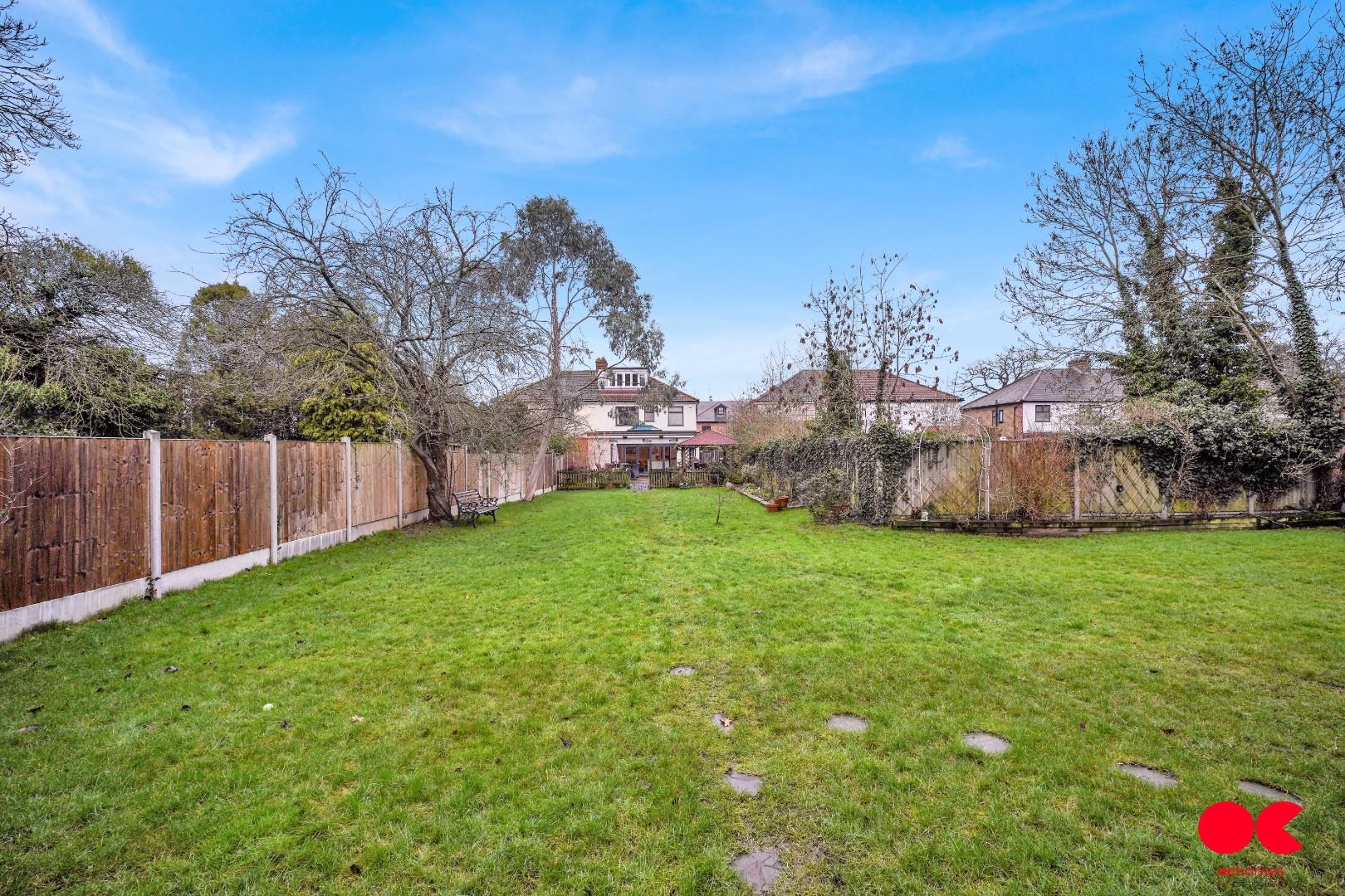 4 bed semi-detached house for sale in Ardleigh Green Road, Hornchurch  - Property Image 6