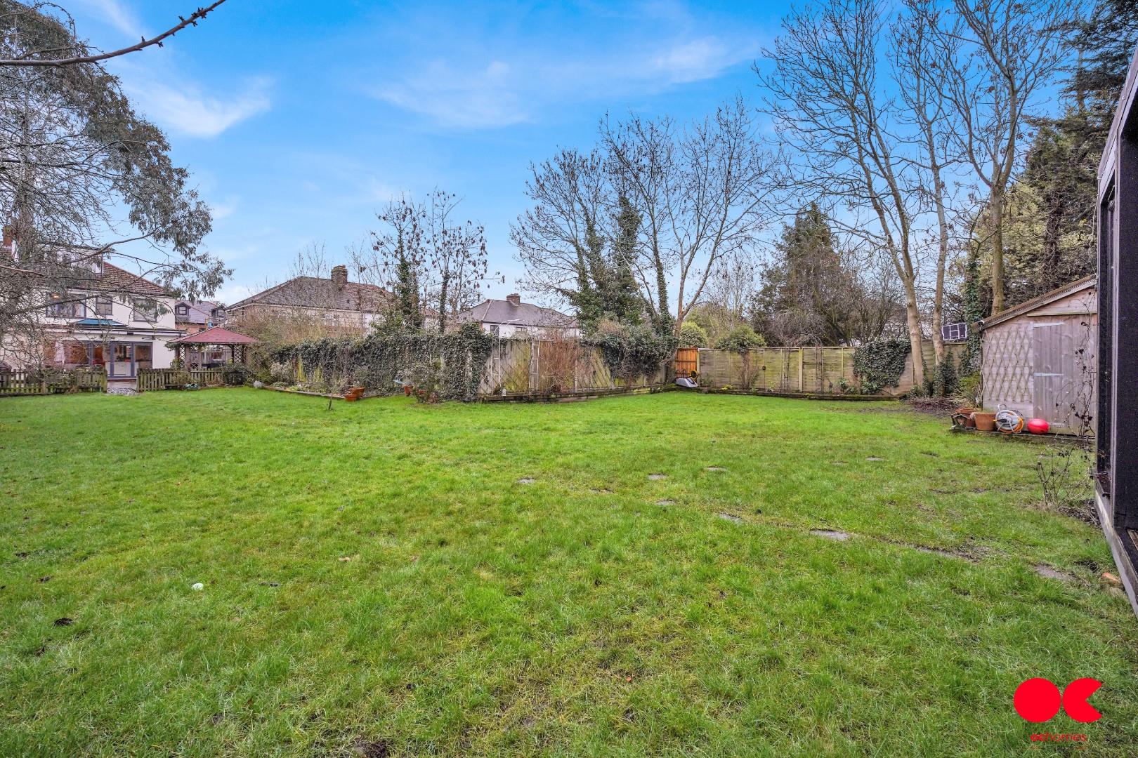 4 bed semi-detached house for sale in Ardleigh Green Road, Hornchurch  - Property Image 56