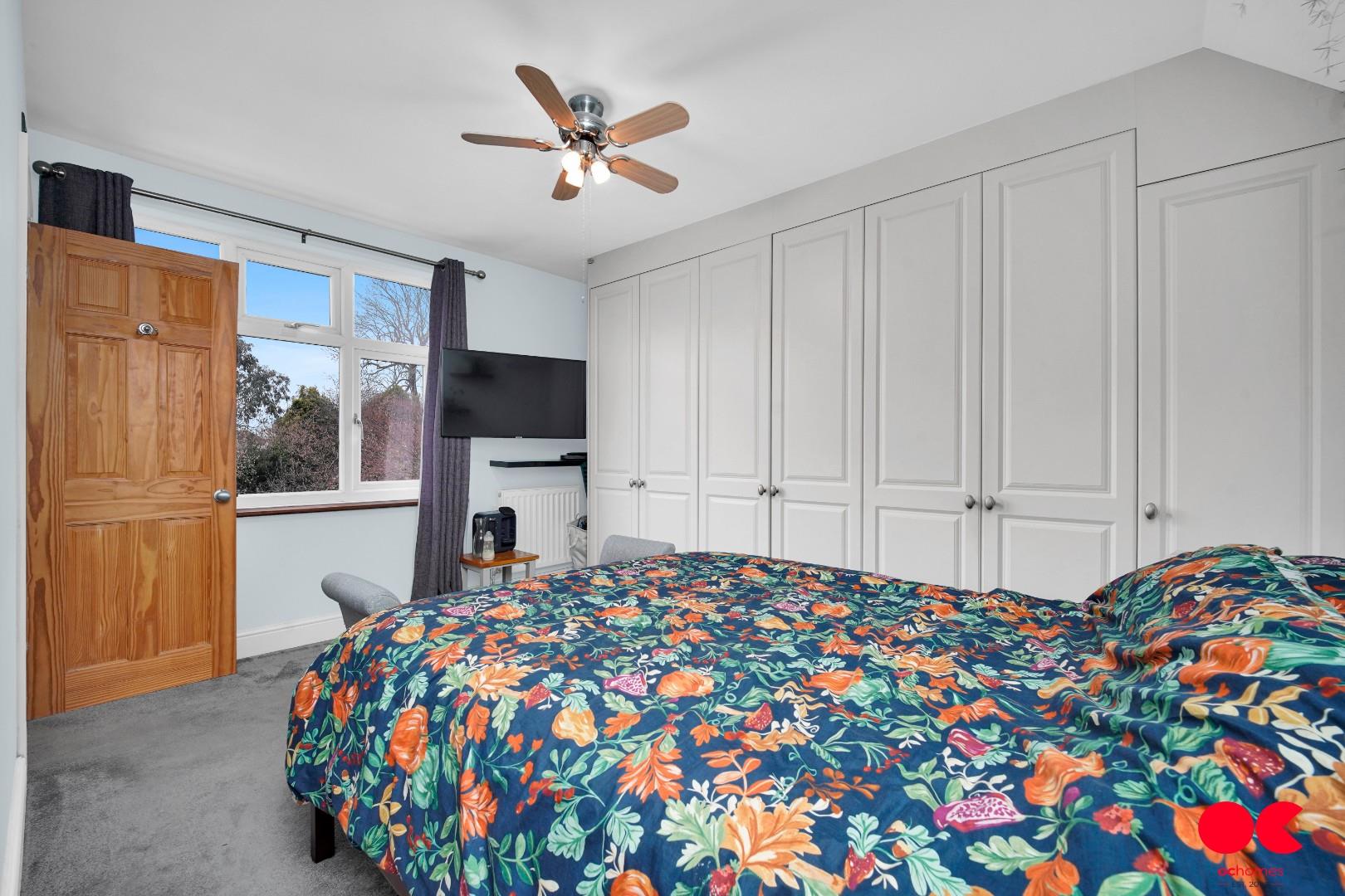 4 bed semi-detached house for sale in Ardleigh Green Road, Hornchurch  - Property Image 8