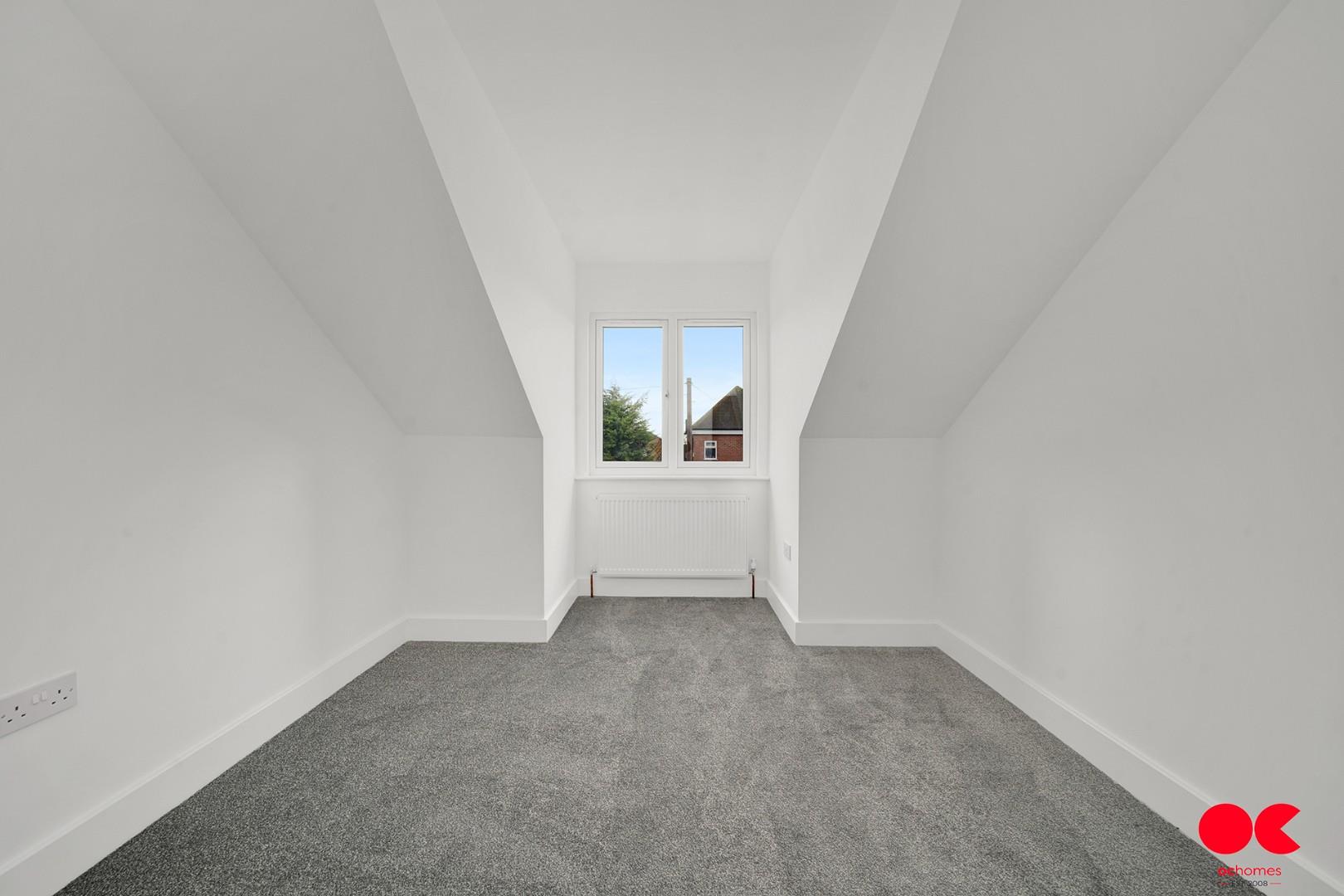 3 bed detached bungalow for sale in Plumpton Avenue, Hornchurch  - Property Image 20