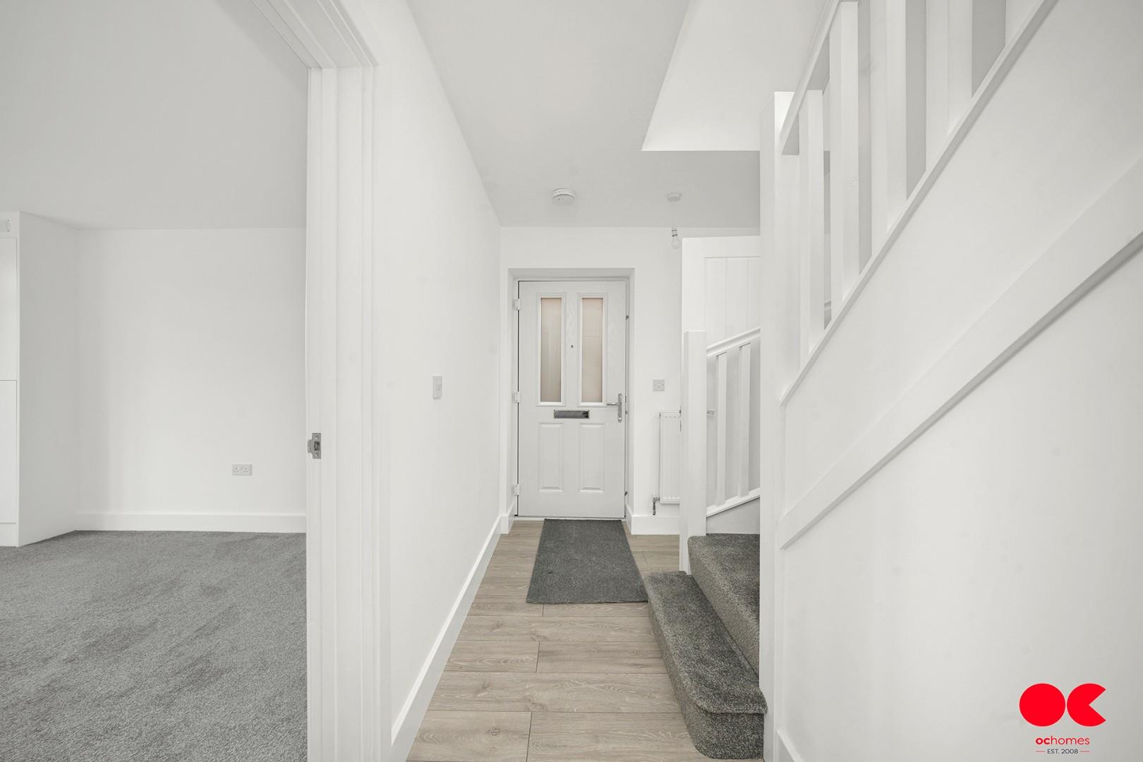 3 bed detached bungalow for sale in Plumpton Avenue, Hornchurch  - Property Image 16