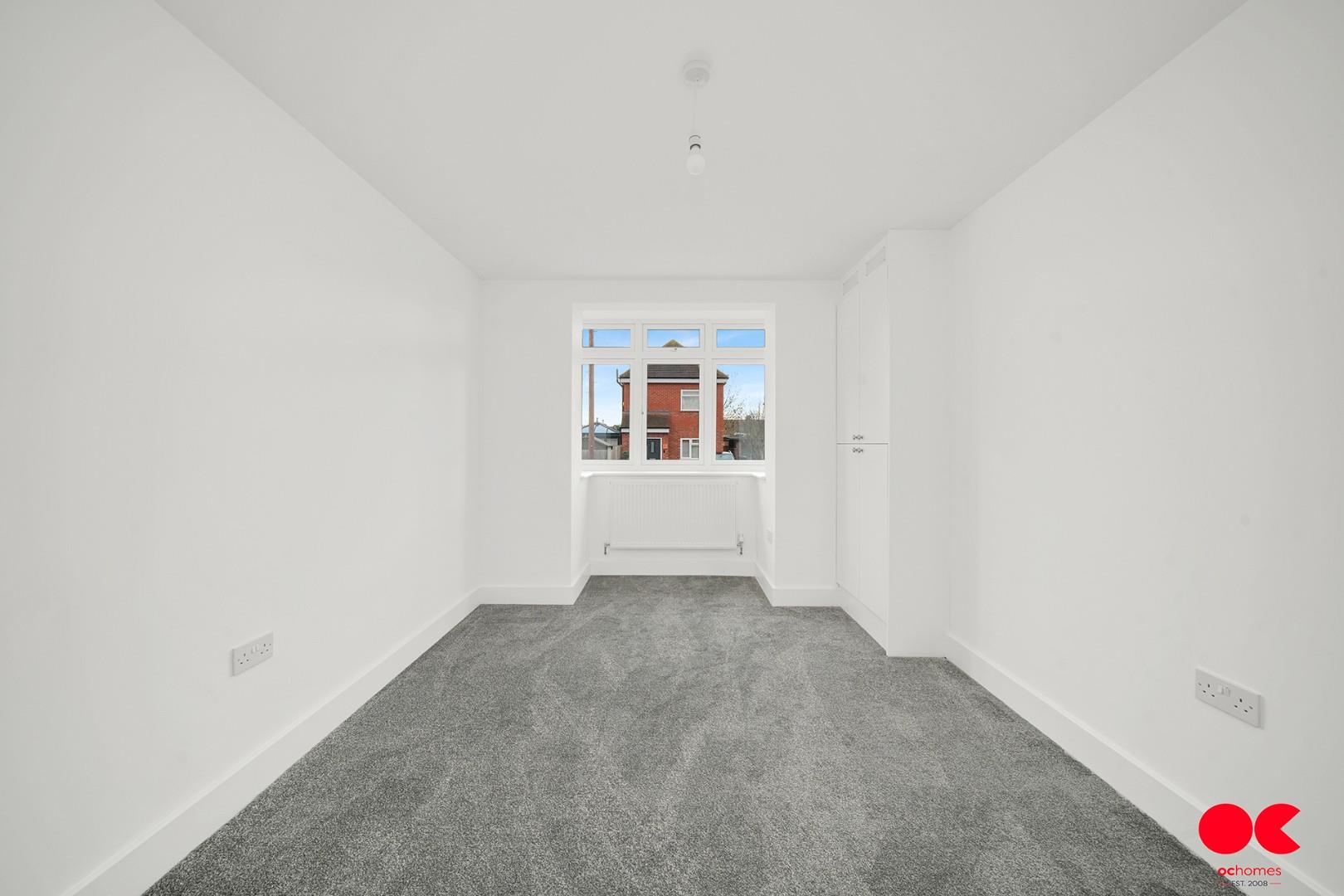 3 bed detached bungalow for sale in Plumpton Avenue, Hornchurch  - Property Image 17