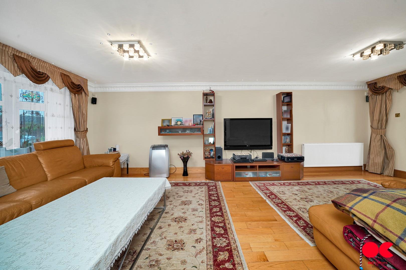 4 bed detached house for sale in Tyle Green, Emerson Park, Hornchurch  - Property Image 17