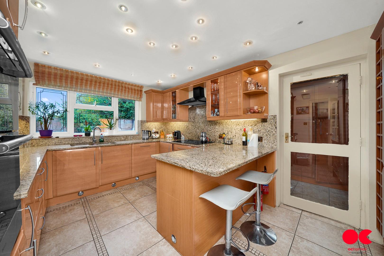 4 bed detached house for sale in Tyle Green, Emerson Park, Hornchurch  - Property Image 4