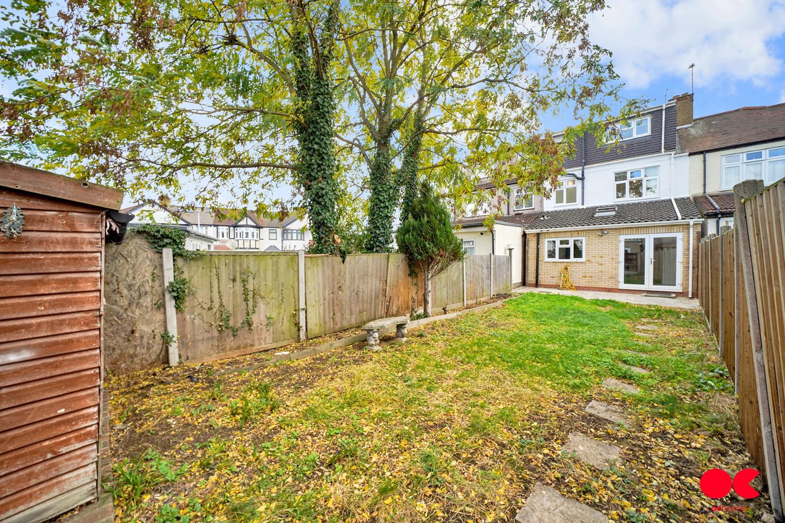 4 bed terraced house to rent in Aintree Crescent, Ilford  - Property Image 28