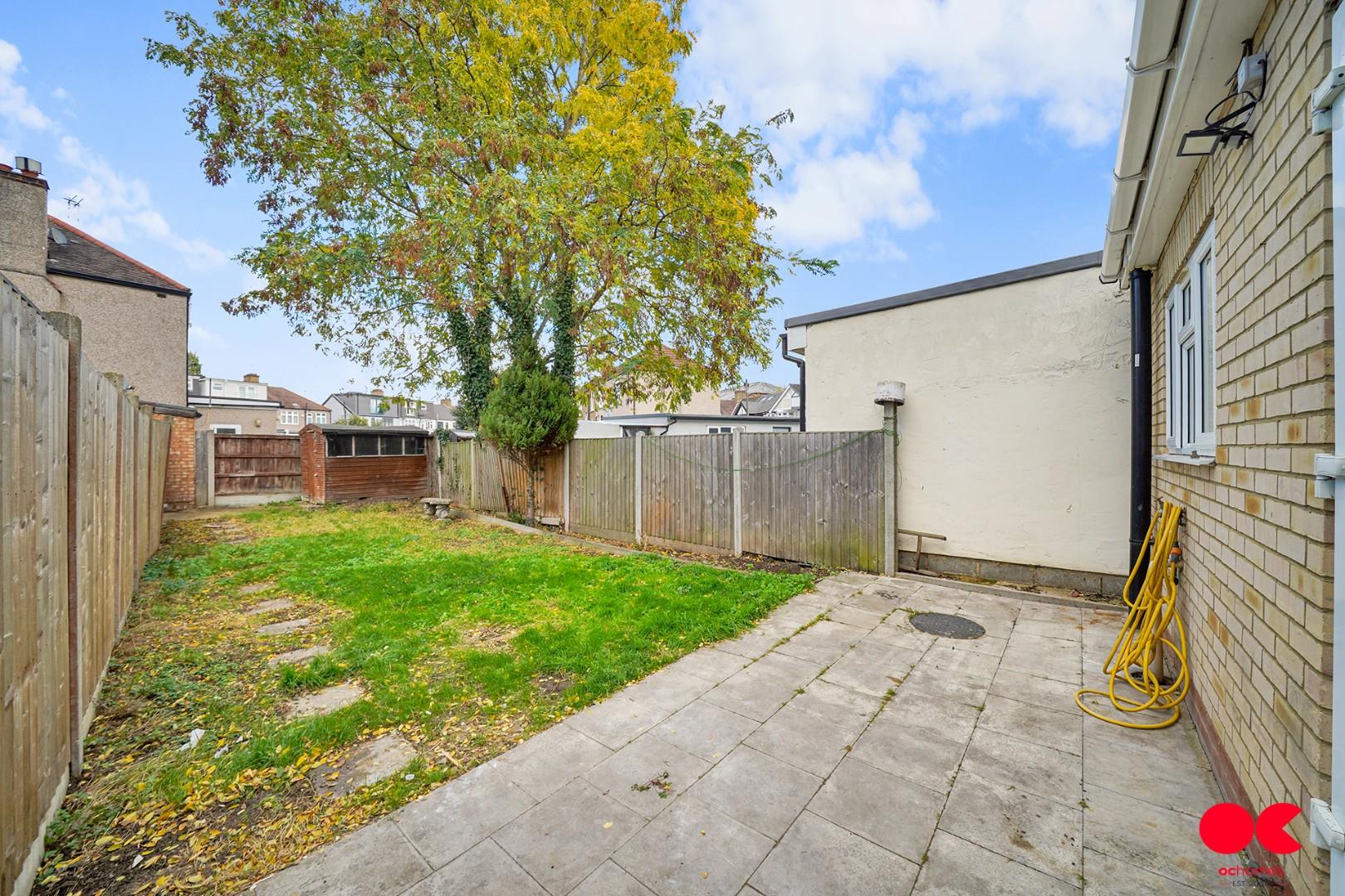 4 bed terraced house to rent in Aintree Crescent, Ilford  - Property Image 29