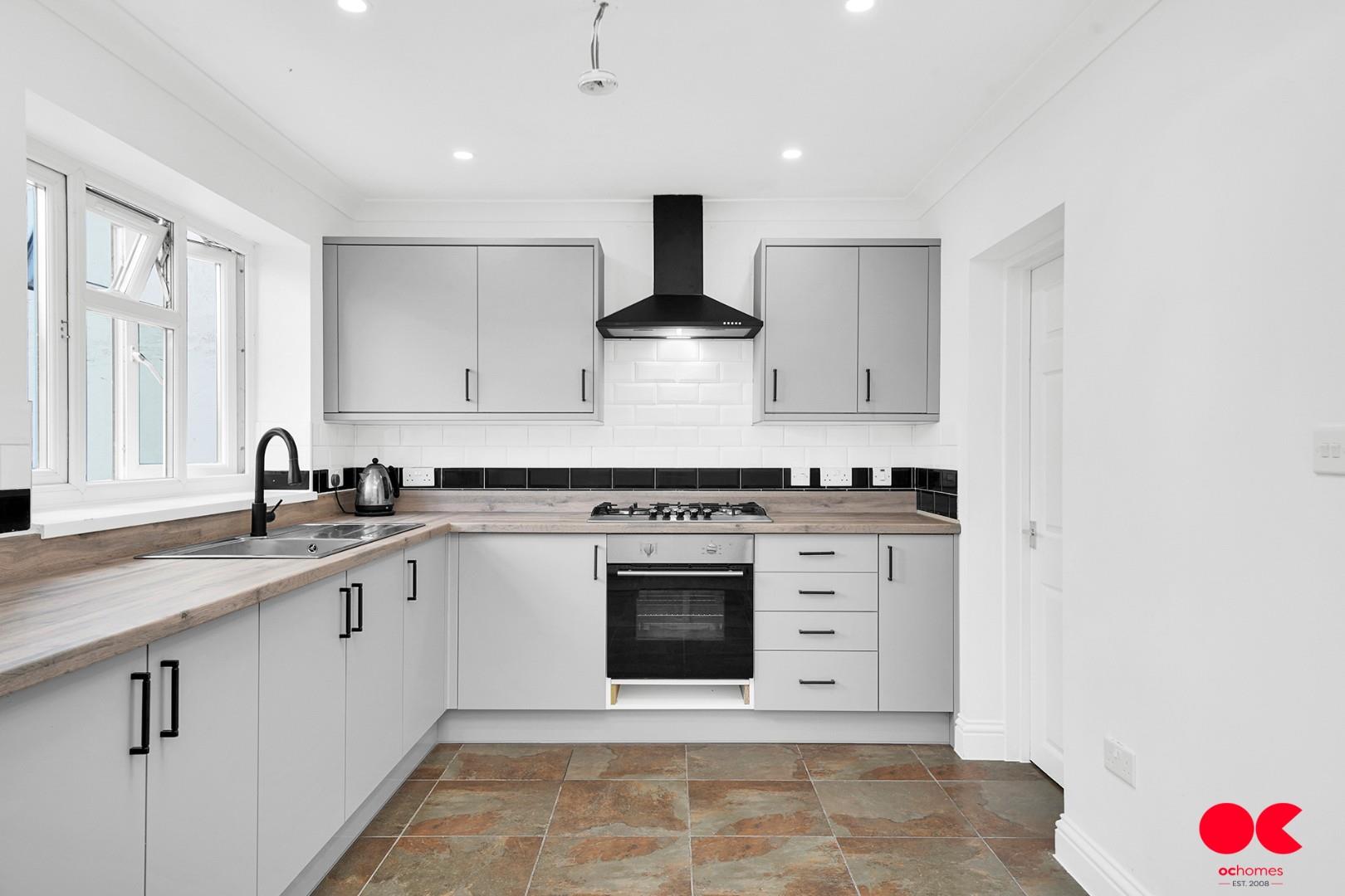 4 bed terraced house to rent in Aintree Crescent, Ilford  - Property Image 9