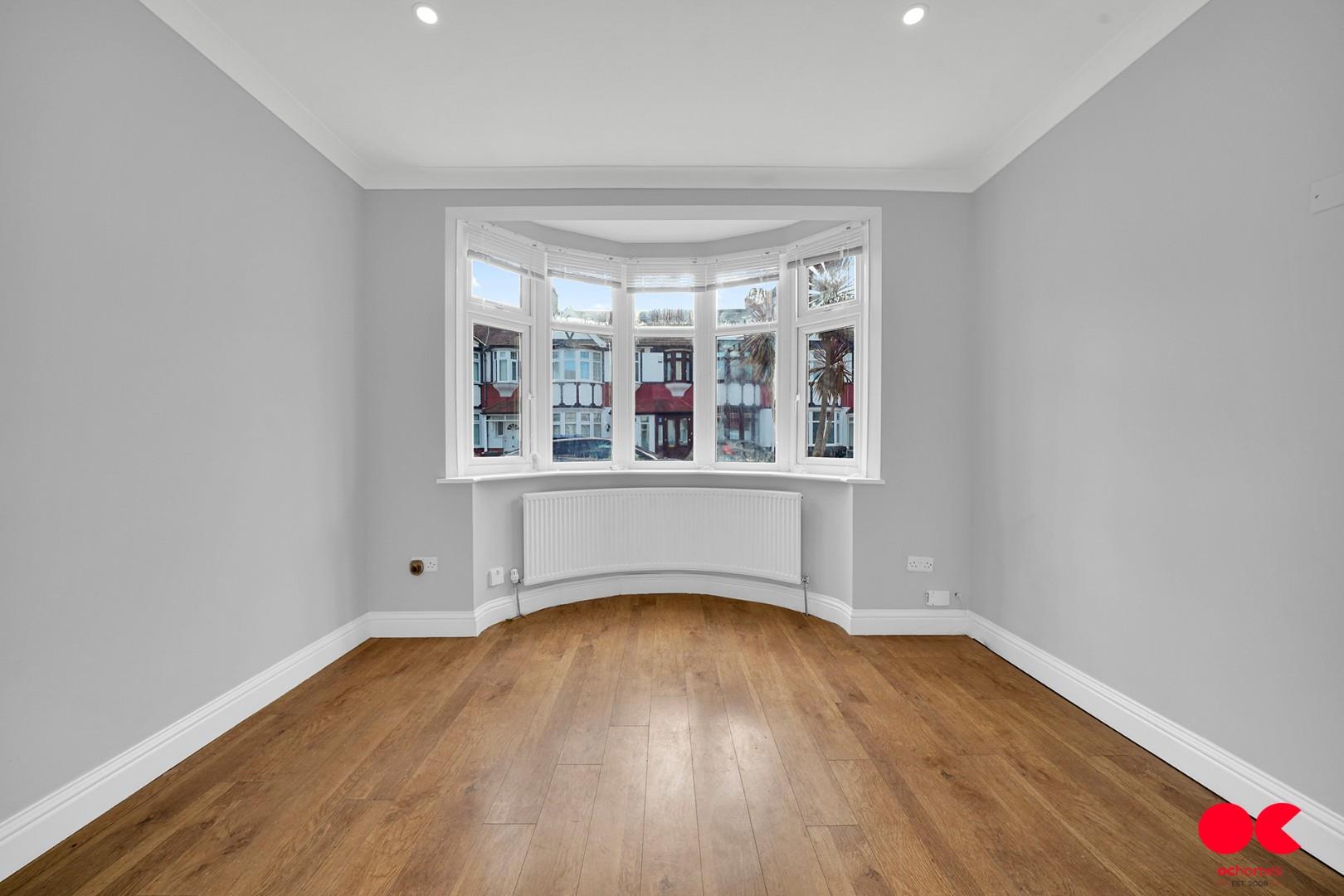 4 bed terraced house to rent in Aintree Crescent, Ilford  - Property Image 8