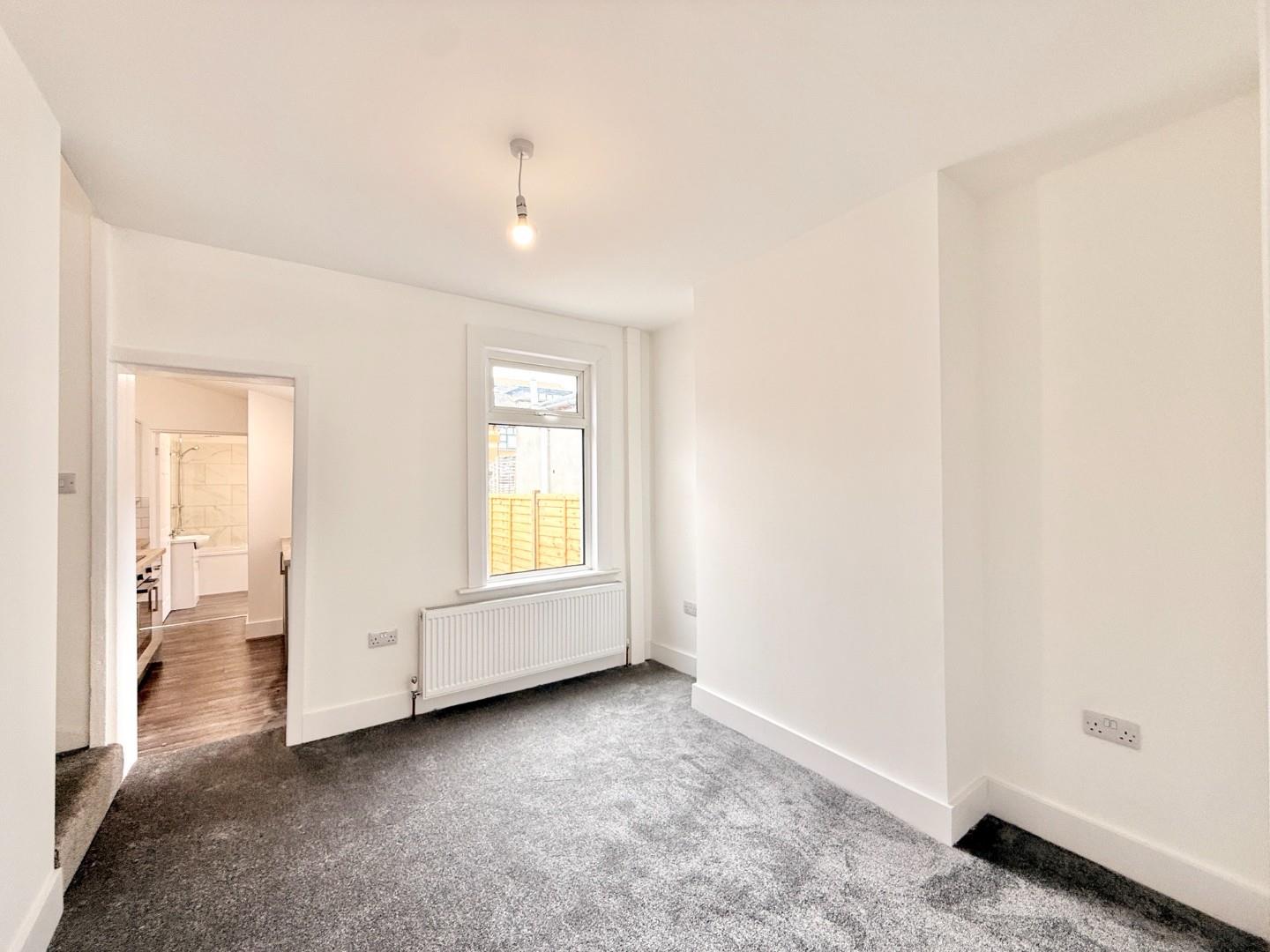 2 bed terraced house to rent in Tower Hamlets Road, London  - Property Image 4