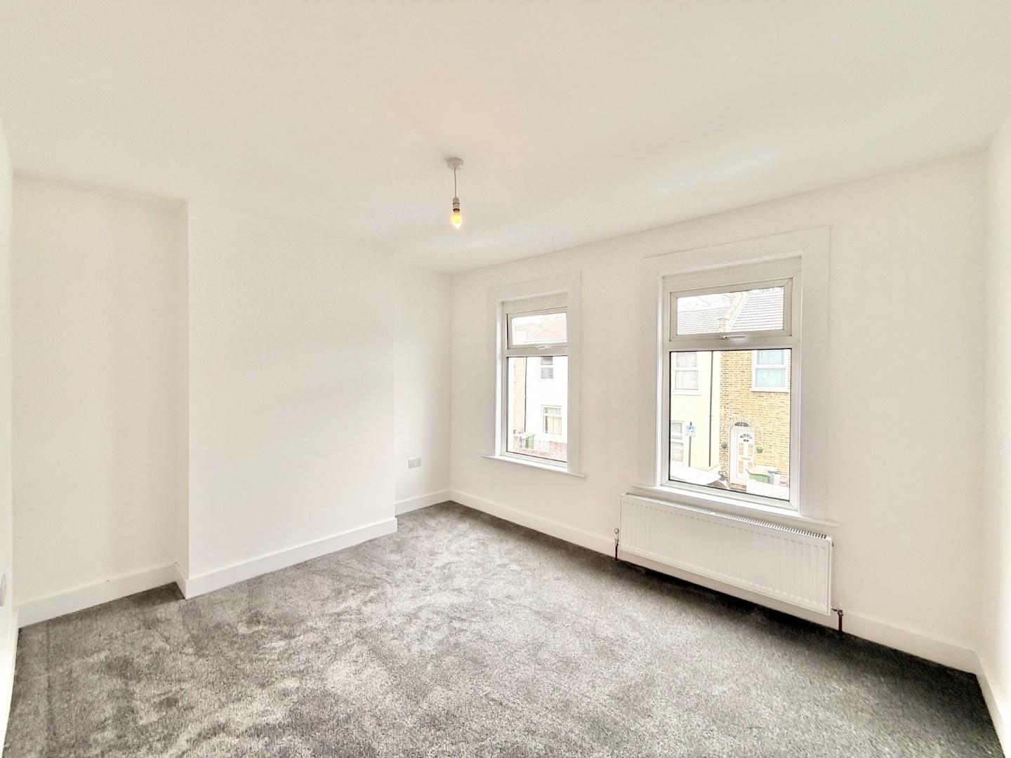 2 bed terraced house to rent in Tower Hamlets Road, London  - Property Image 11