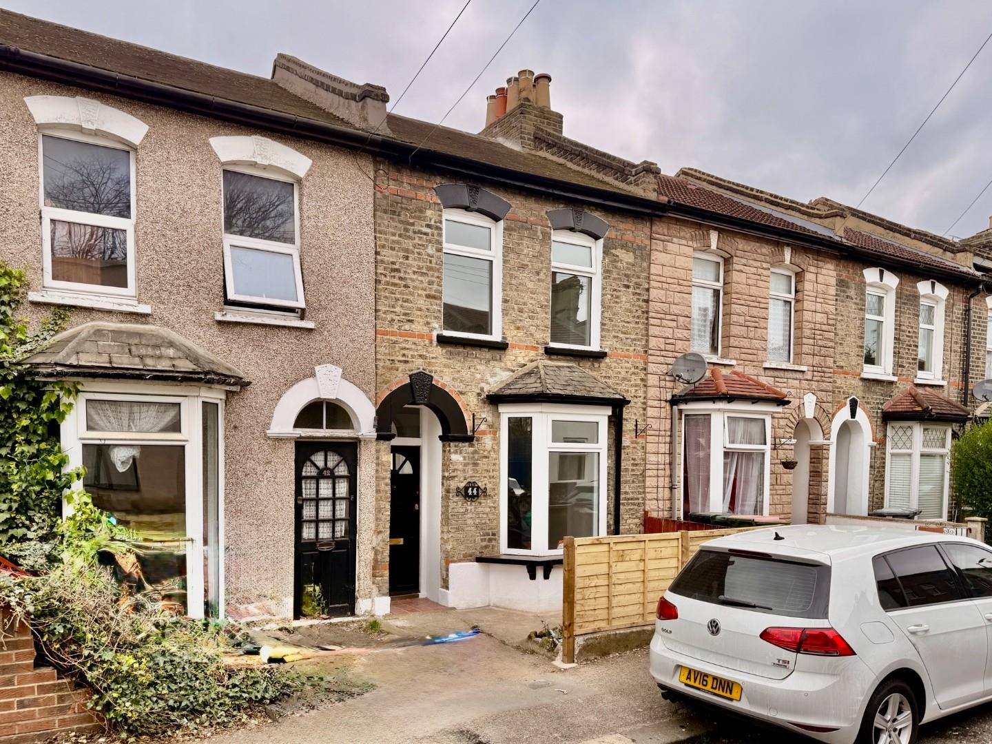 2 bed terraced house to rent in Tower Hamlets Road, London  - Property Image 1
